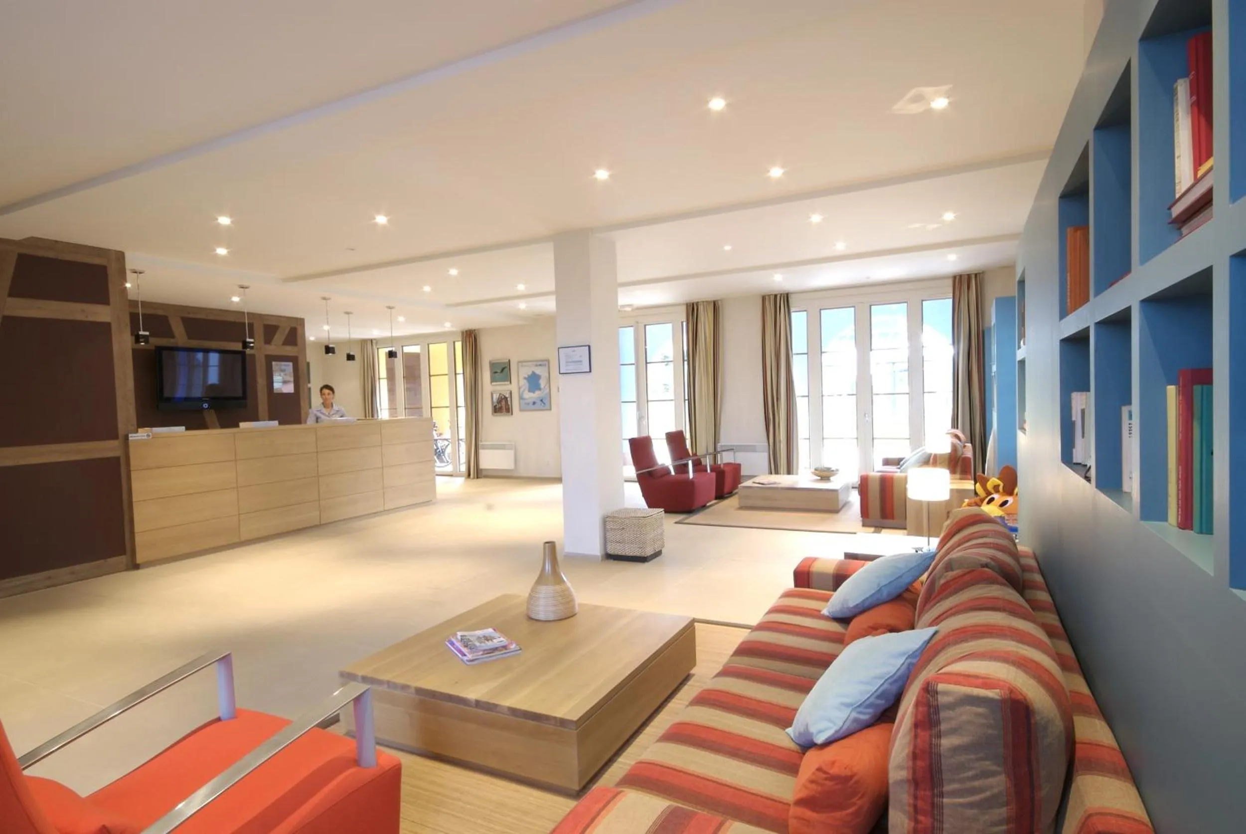 Communal lounge/ TV room in Résidence Pierre & Vacances Le Clos d'Eguisheim