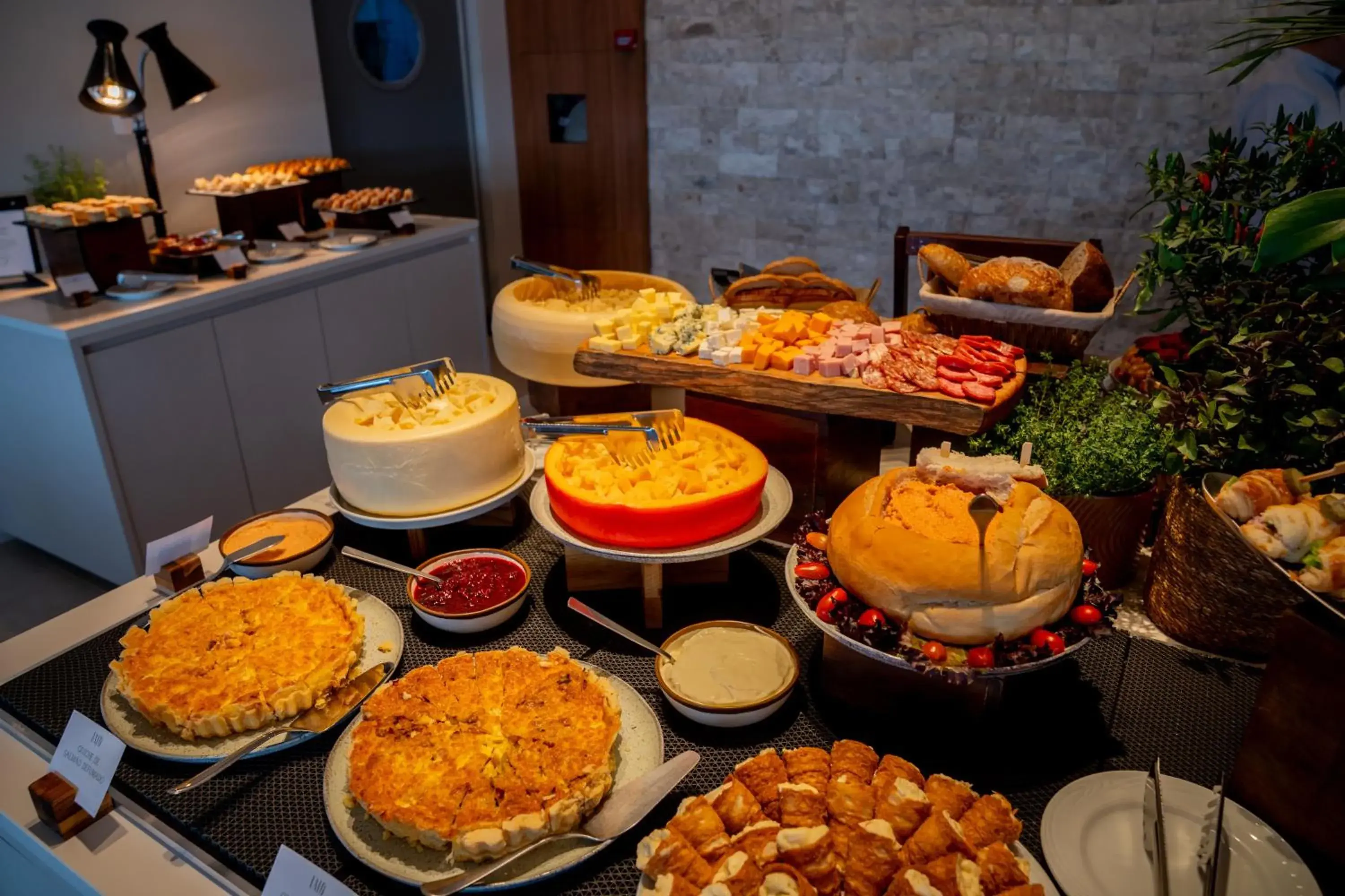 Restaurant/places to eat in Monthez Hotel & Eventos Restaurant/places to eat in Monthez Hotel & Eventos