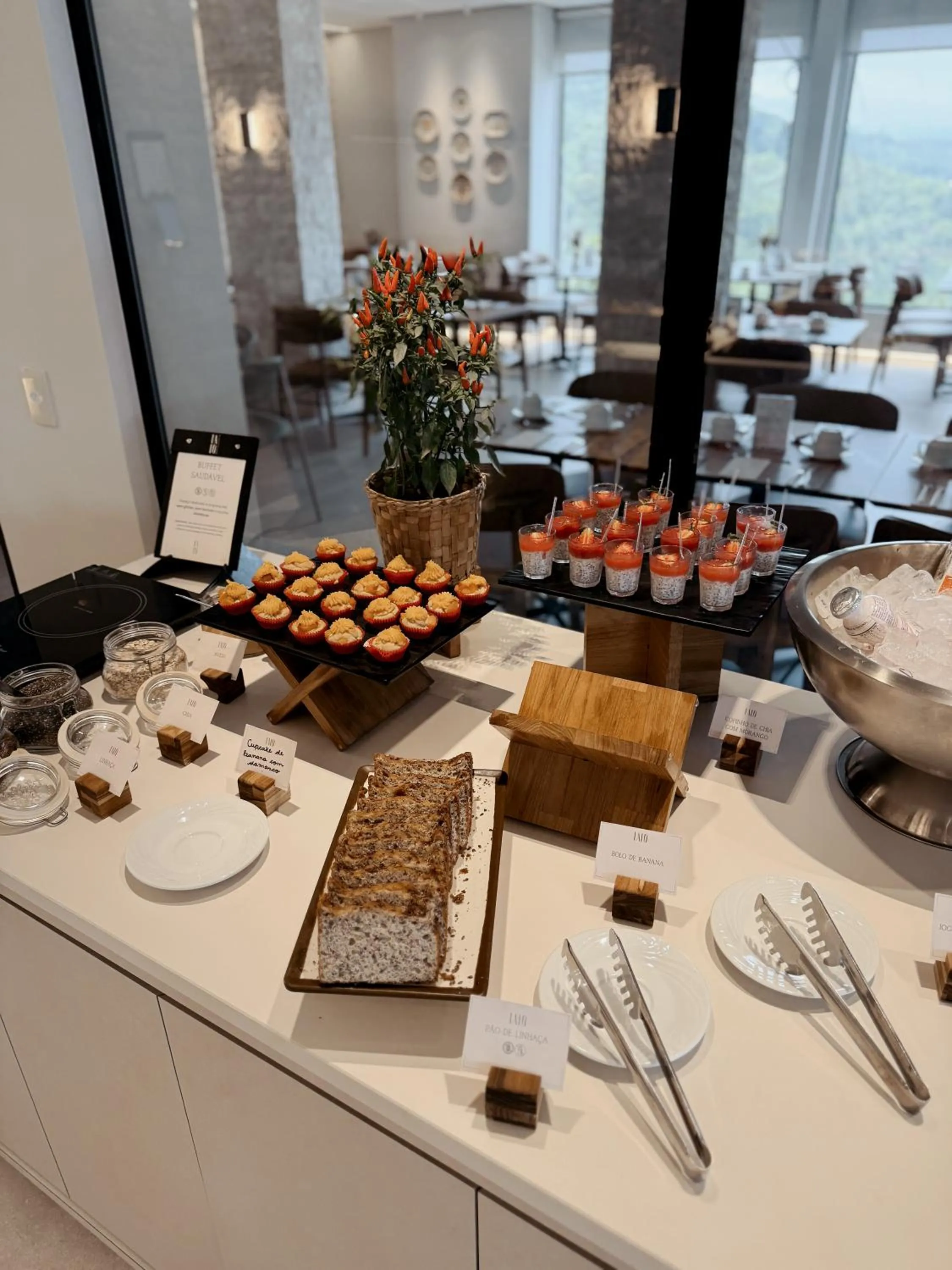 Breakfast in Monthez Hotel & Eventos