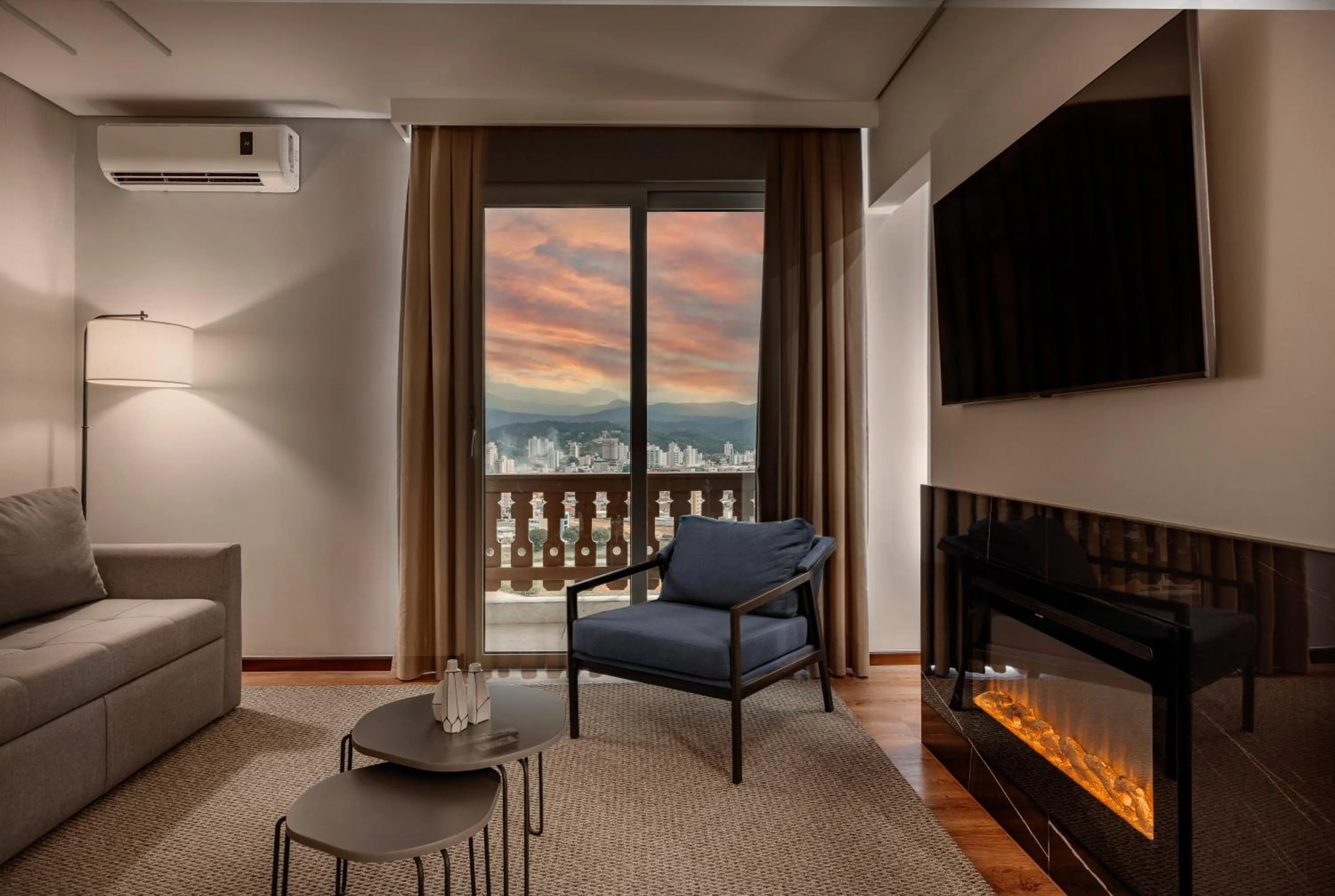 Bedroom in Monthez Hotel & Eventos