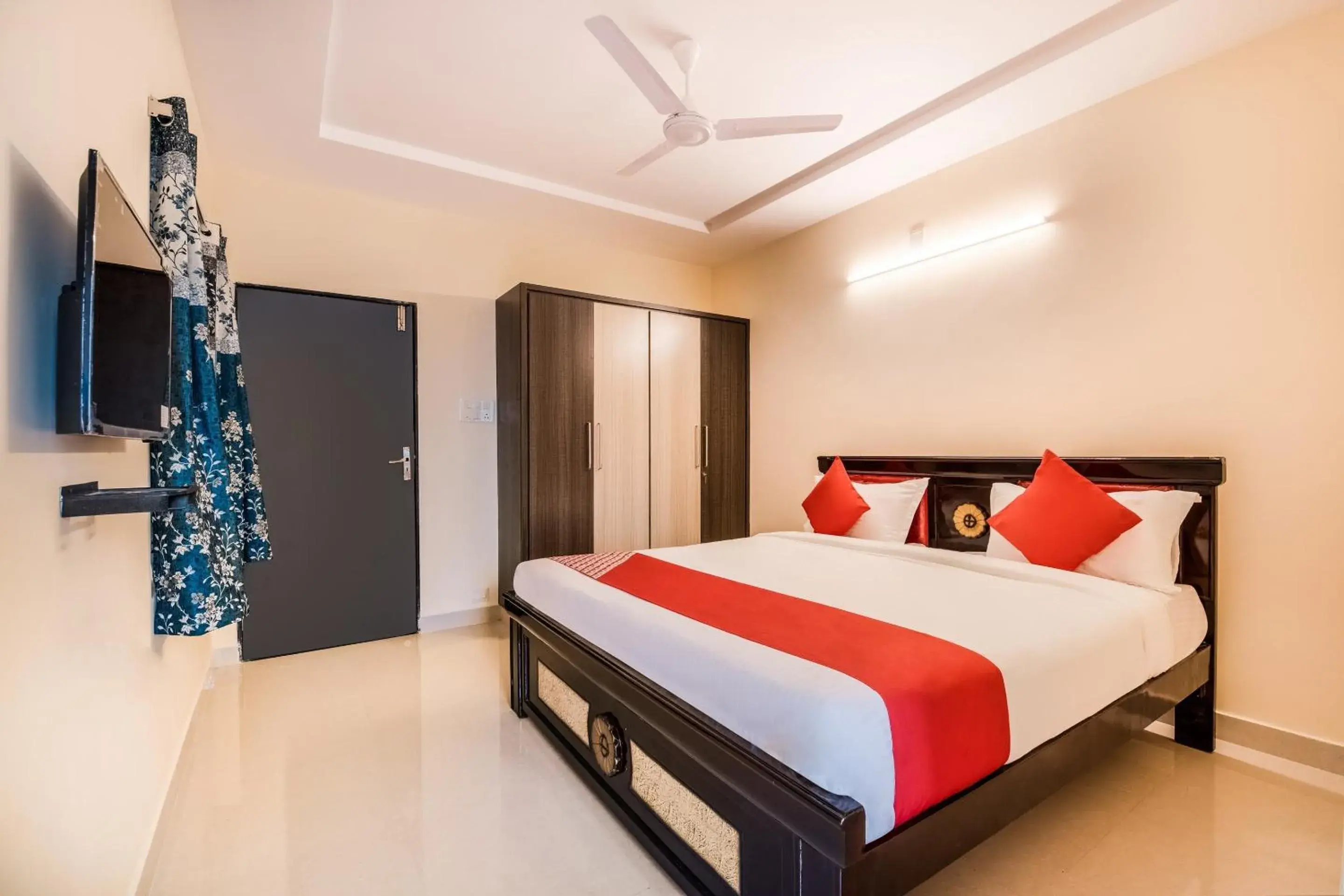 Bedroom, Bed in Super Hotel O Coastal Inn Bedroom, Bed in Super Hotel O Coastal Inn