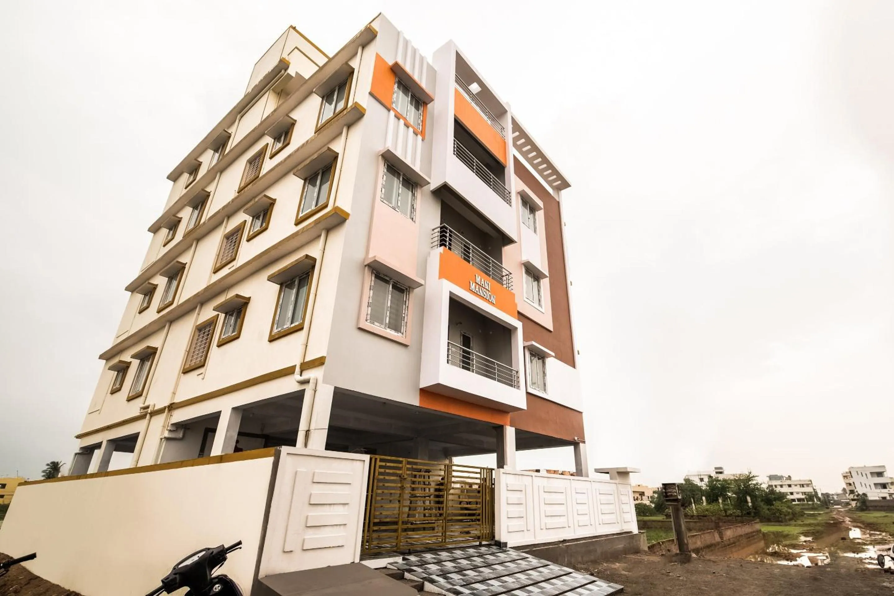 Facade/entrance in Super Hotel O Coastal Inn