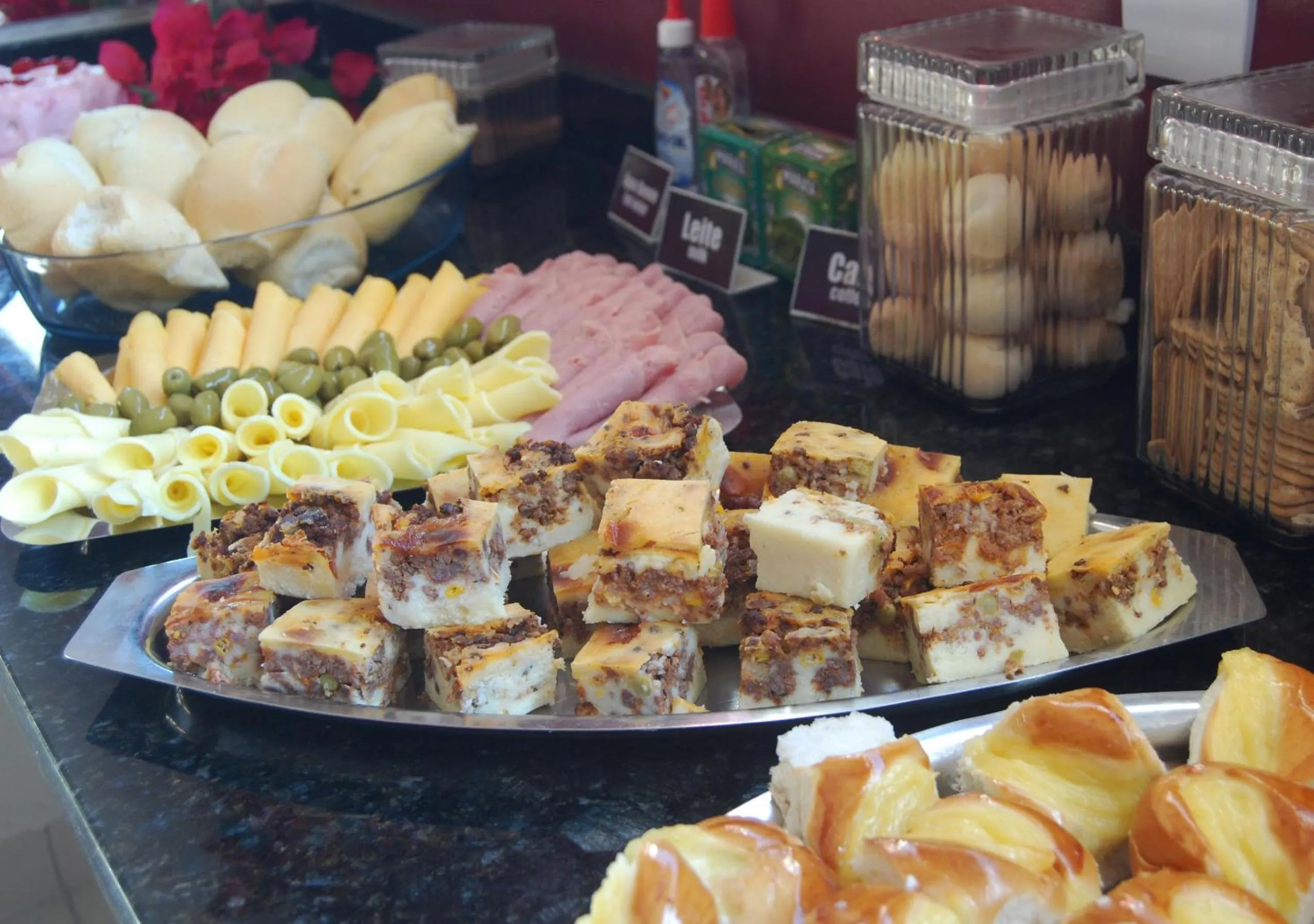 Buffet breakfast in Pousada Orla dos Corais