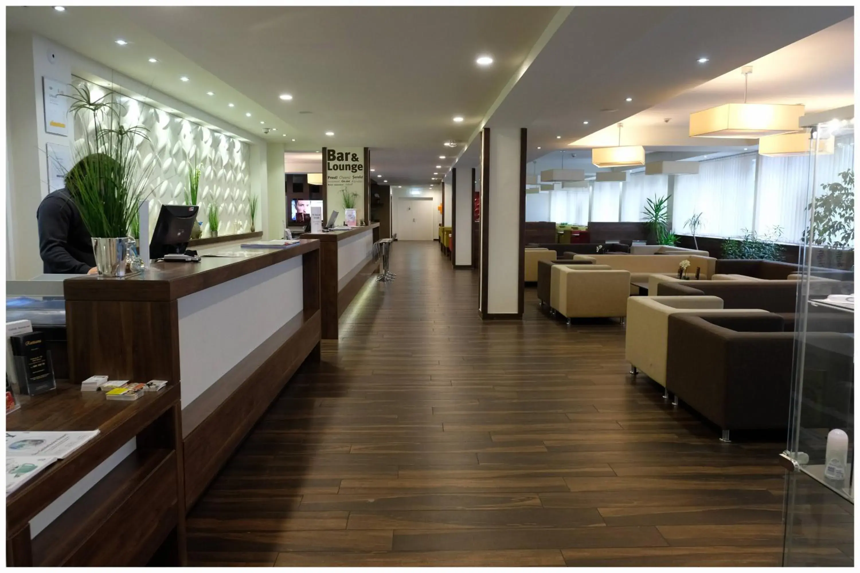 Lobby or reception in Motel Plus Berlin Lobby or reception in Motel Plus Berlin