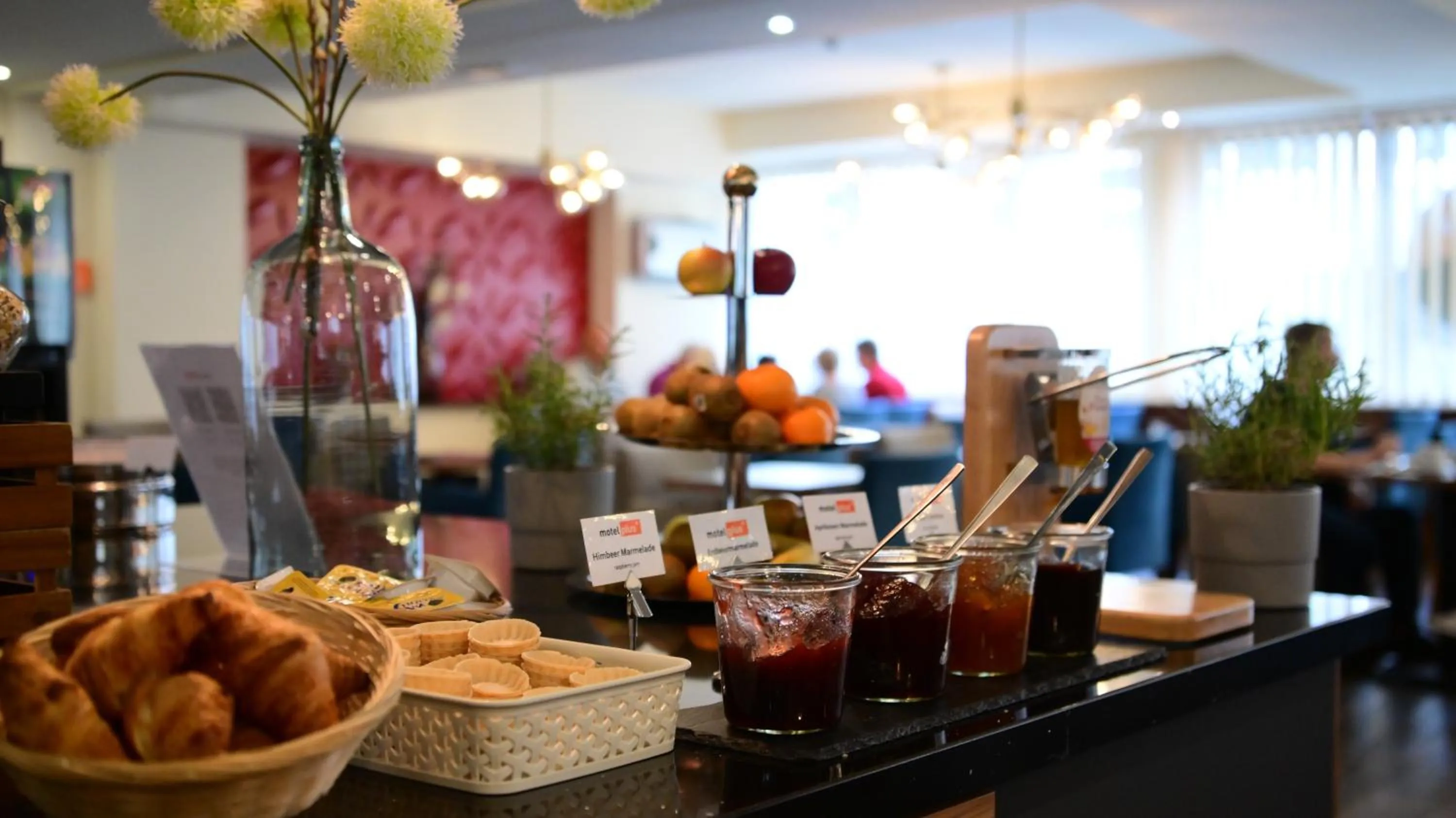 Breakfast in Motel Plus Berlin