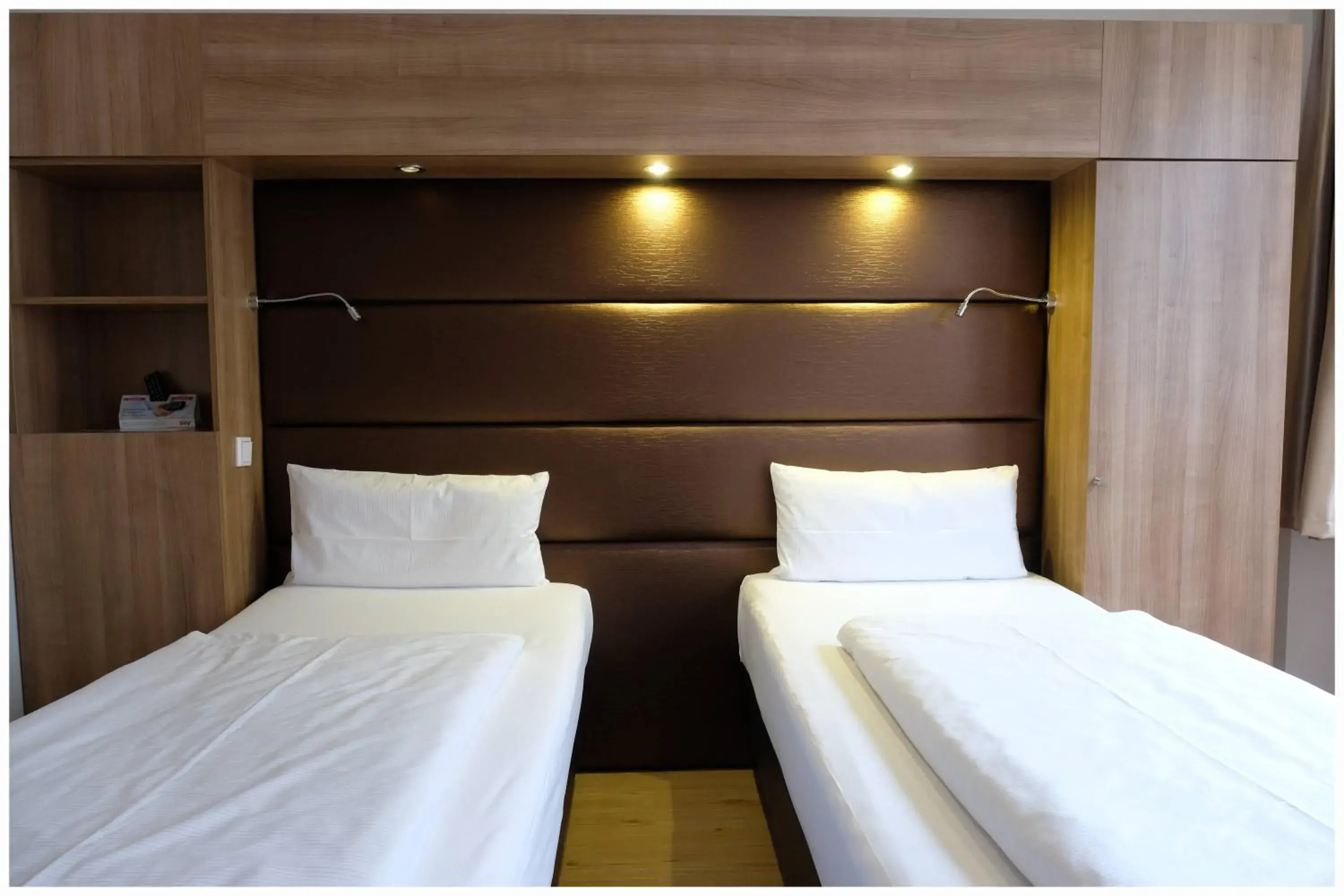 Bed in Motel Plus Berlin Bed in Motel Plus Berlin