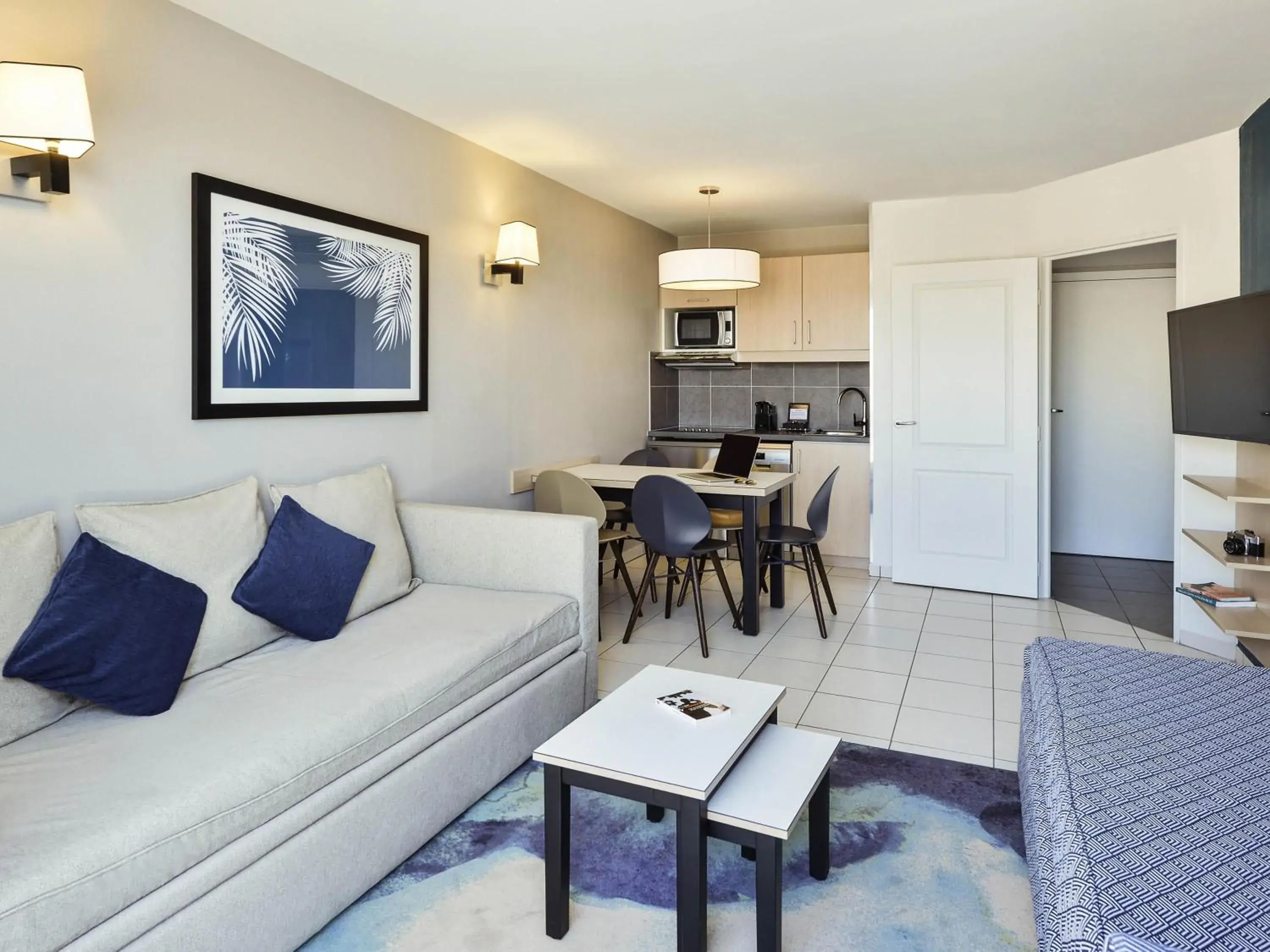 Bedroom in Aparthotel Adagio Monaco Monte Cristo Bedroom in Aparthotel Adagio Monaco Monte Cristo