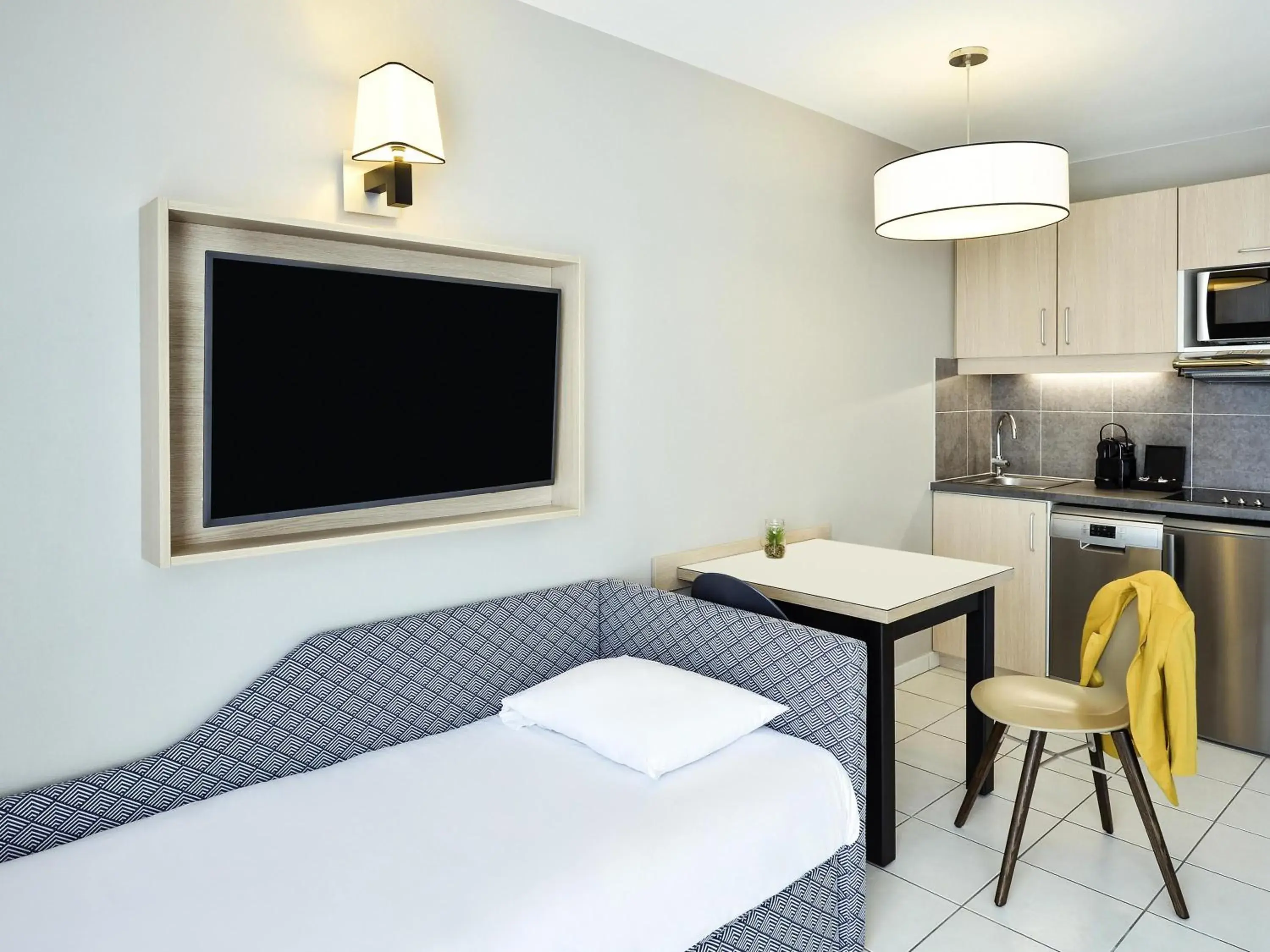 Bedroom, Bed in Aparthotel Adagio Monaco Monte Cristo Bedroom, Bed in Aparthotel Adagio Monaco Monte Cristo