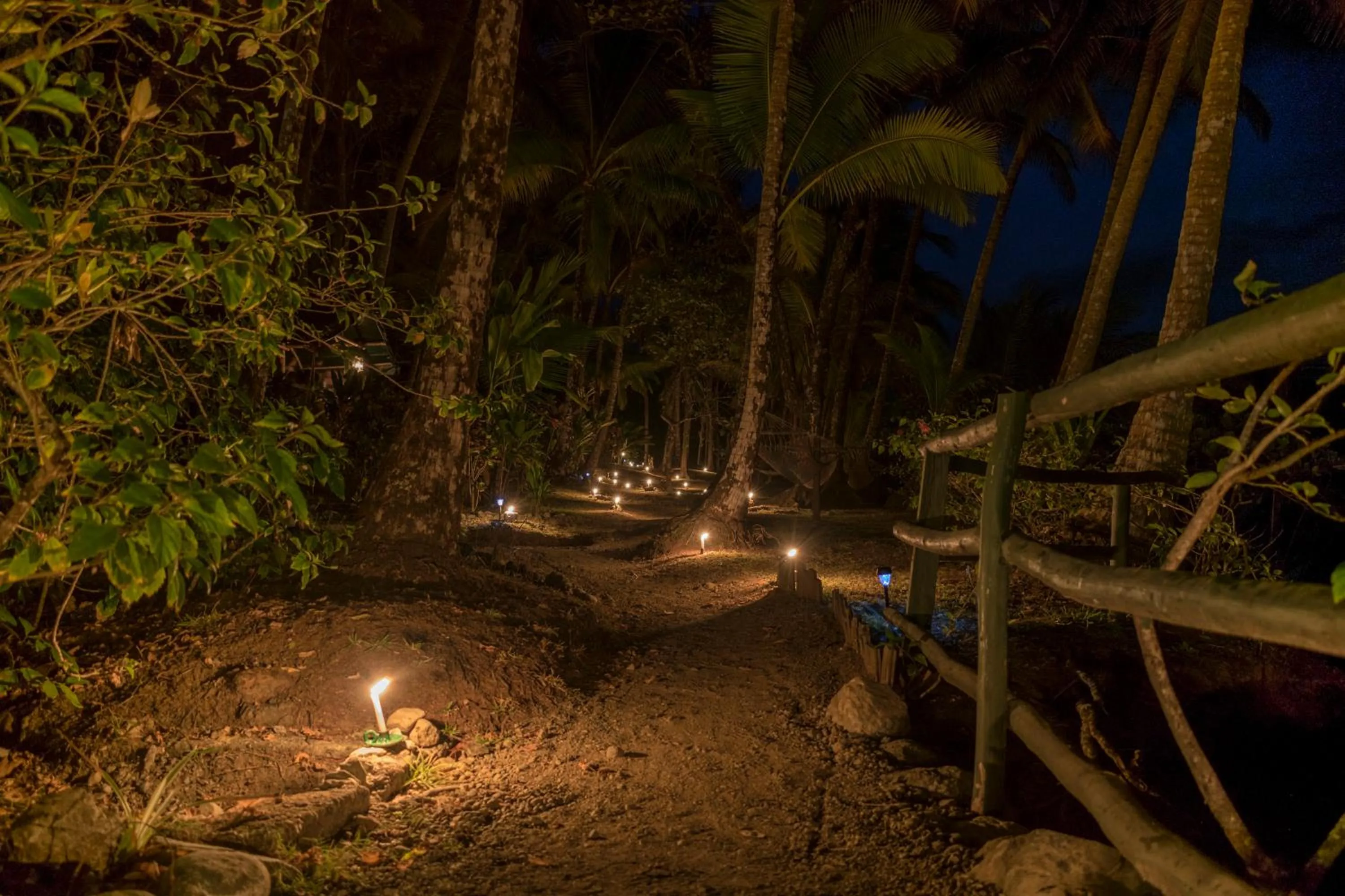 Property building in La Leona Eco Lodge