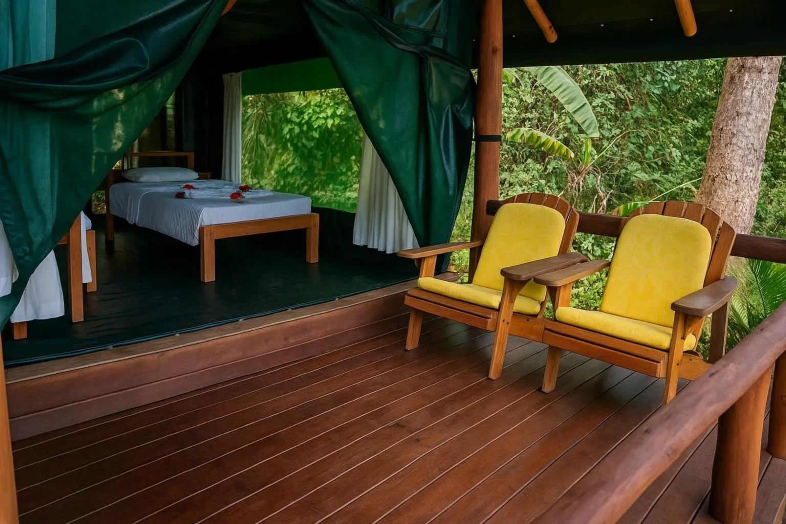 Bed in La Leona Eco Lodge