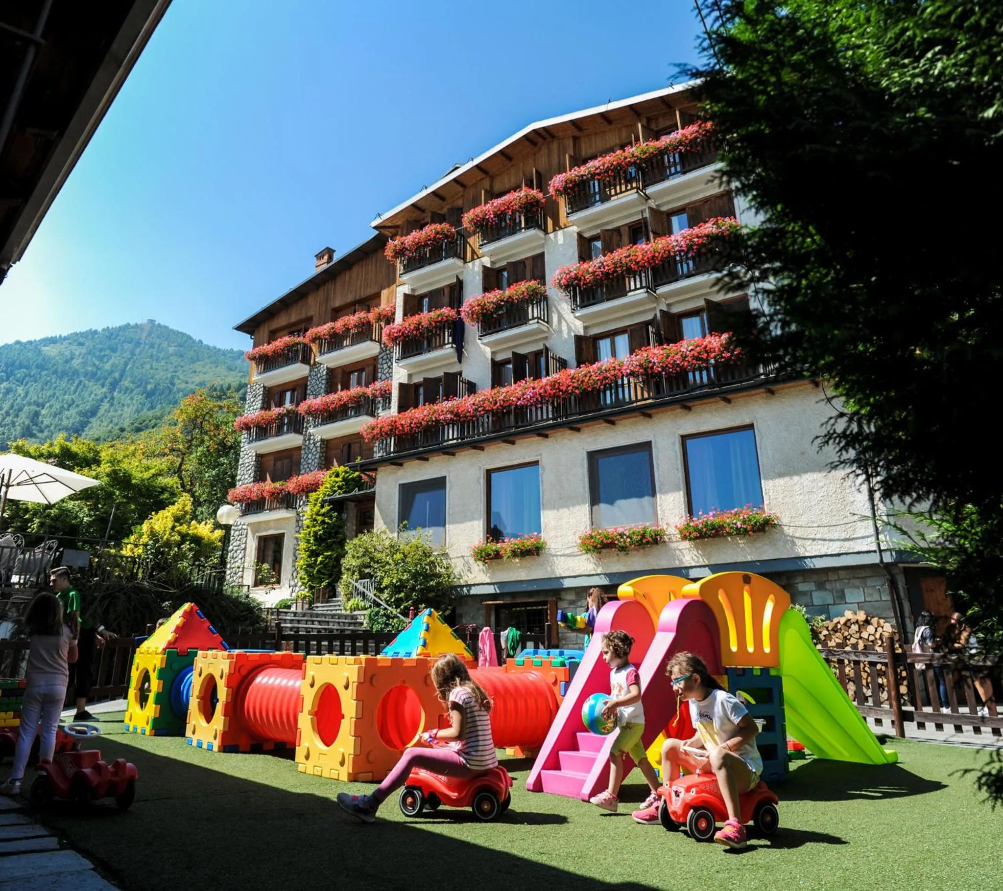 Property building in Hotel Miramonti Family & SPA