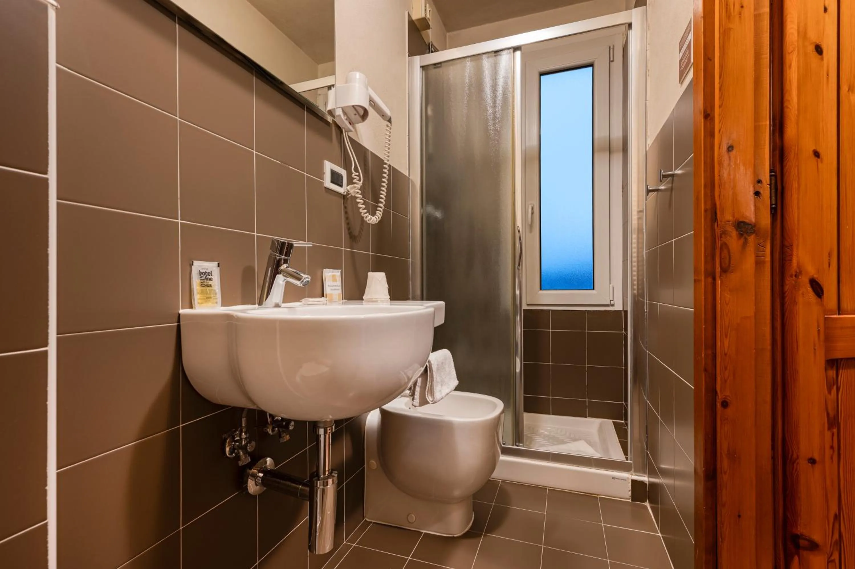 Shower in Hotel Miramonti Family & SPA