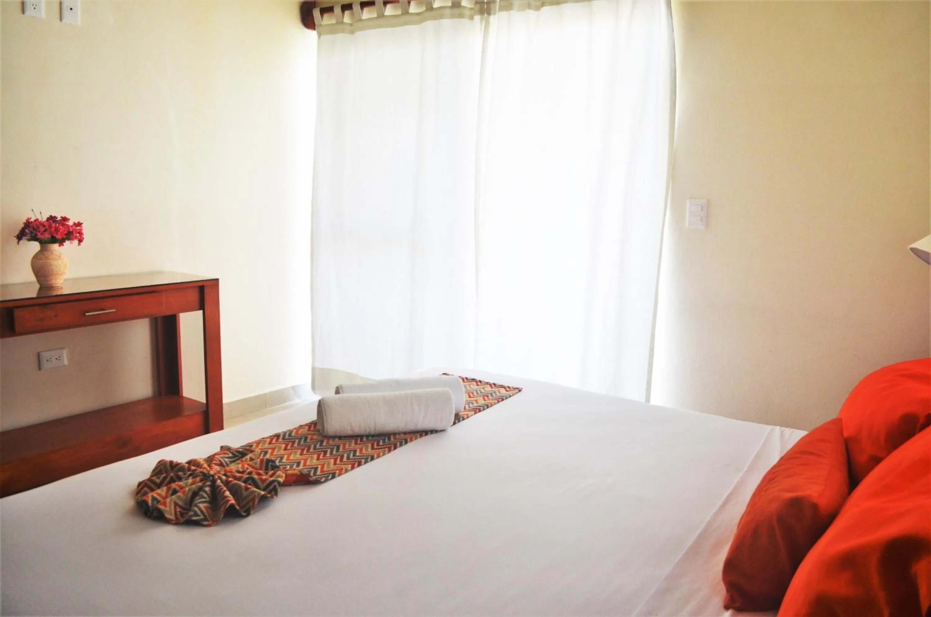 Bedroom, Bed in Arrecifes Suites