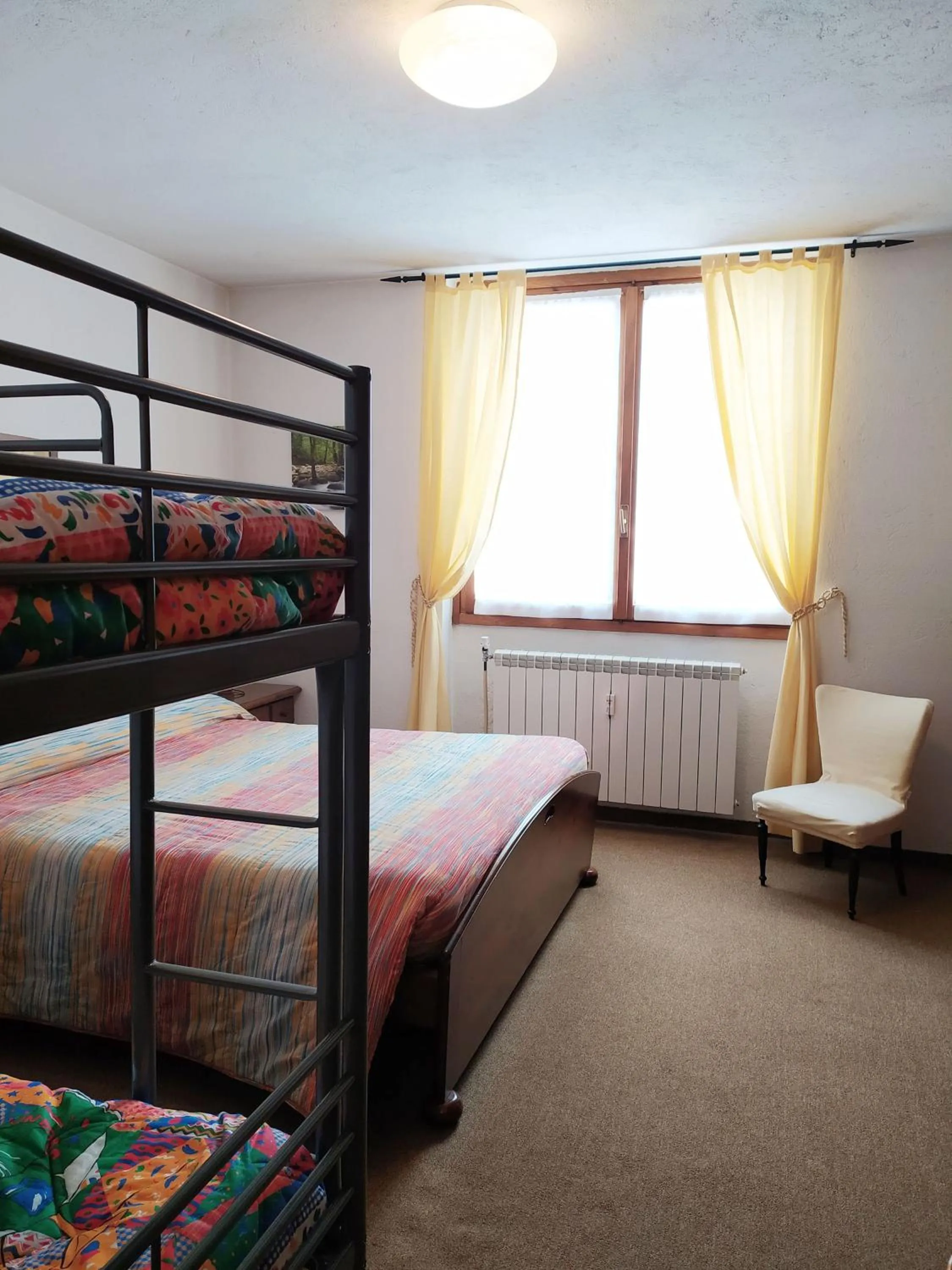 bunk bed, Bed in Ca' Francesca - bilocale a Cesana Torinese