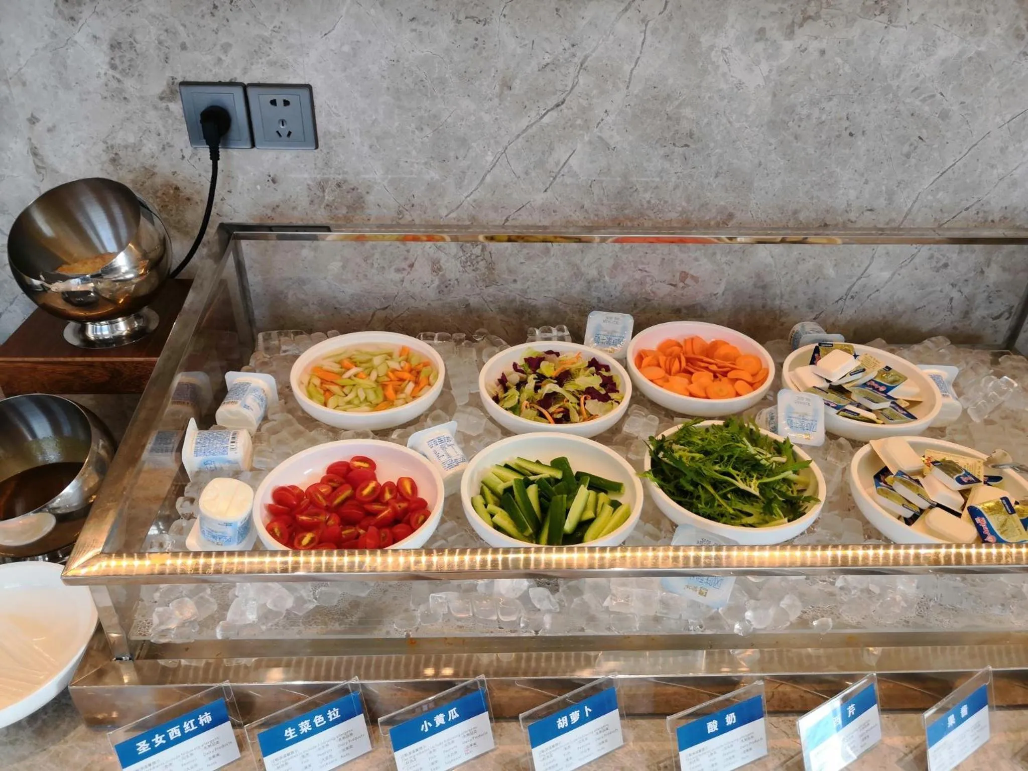 Breakfast in Holiday Inn Express Nanchang West Station by IHG