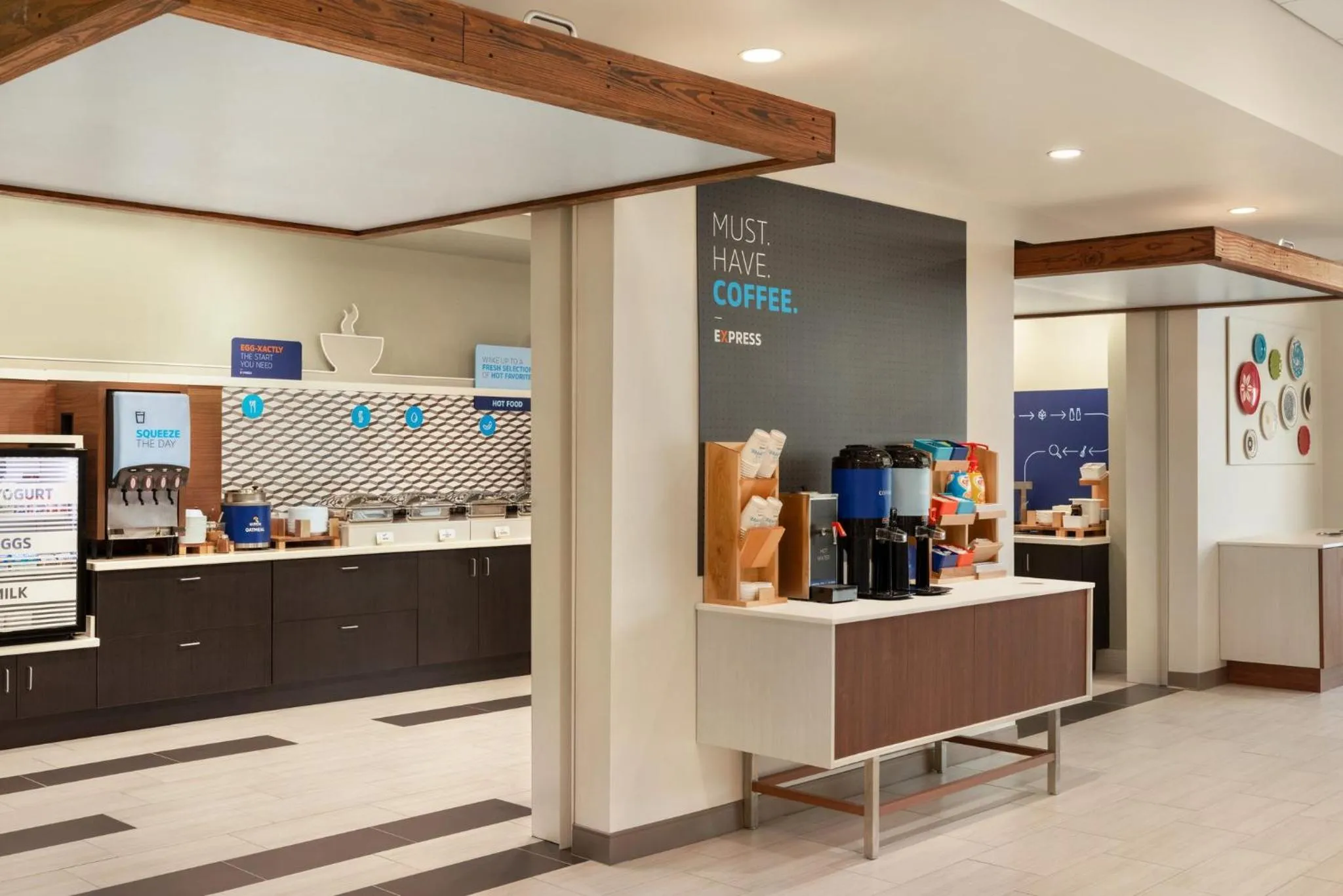 Breakfast in Holiday Inn Express & Suites - Beaver Dam by IHG