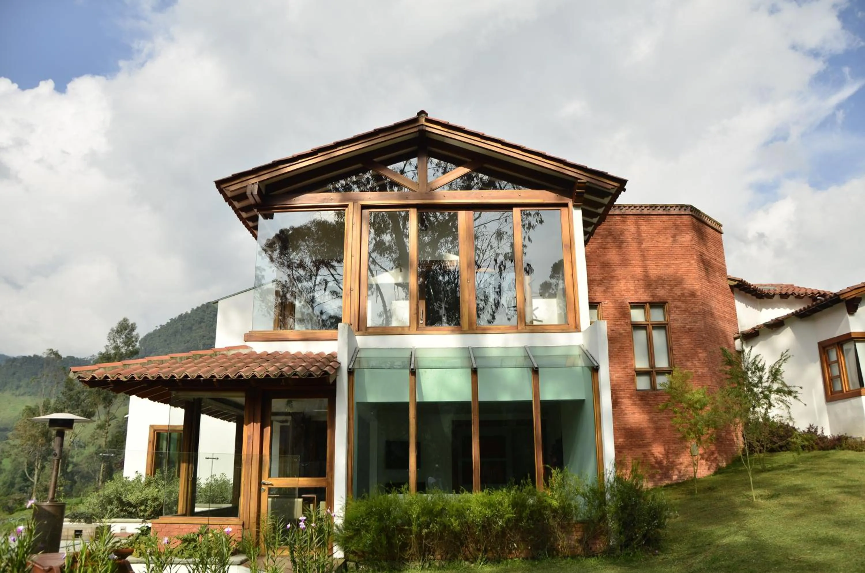 Facade/entrance in Termales El Otoño