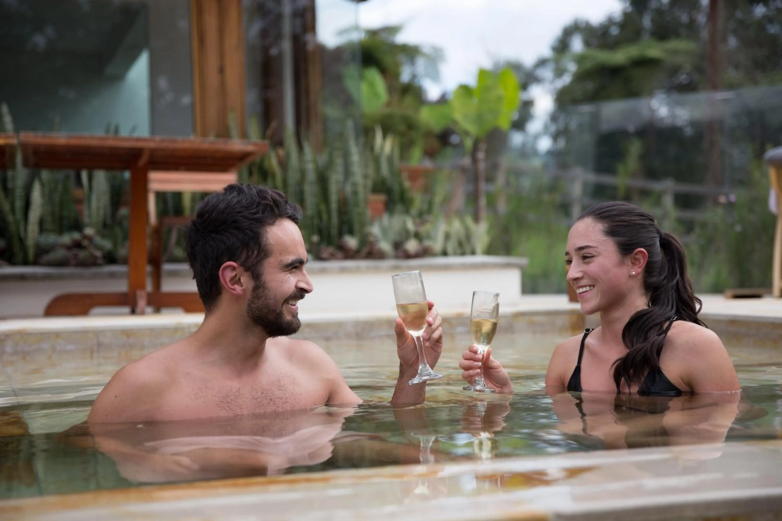 Swimming pool in Termales El Otoño