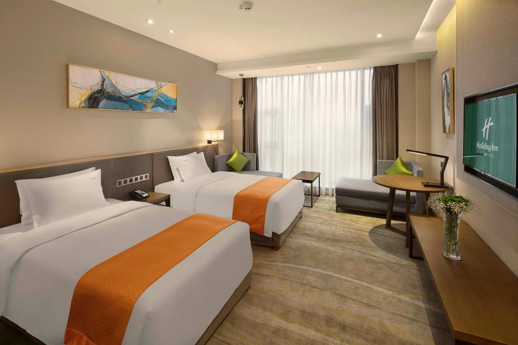 Photo of the whole room, Bed in Holiday Inn Chengdu Airport by IHG