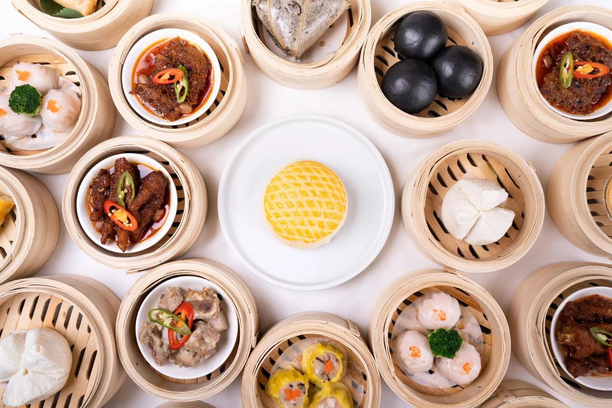 Restaurant/places to eat in Holiday Inn Chengdu Airport by IHG