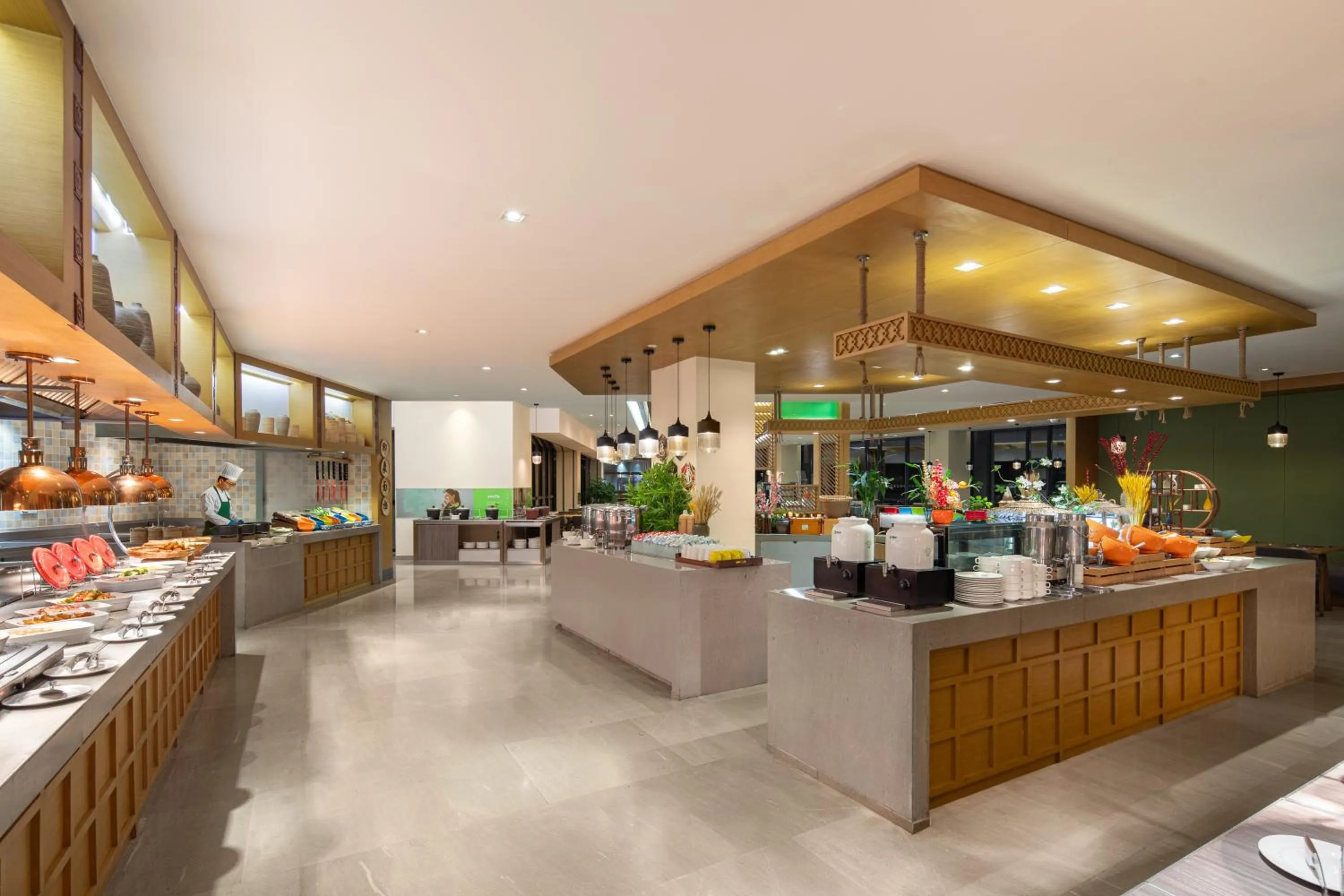 Restaurant/places to eat in Holiday Inn Chengdu Airport by IHG