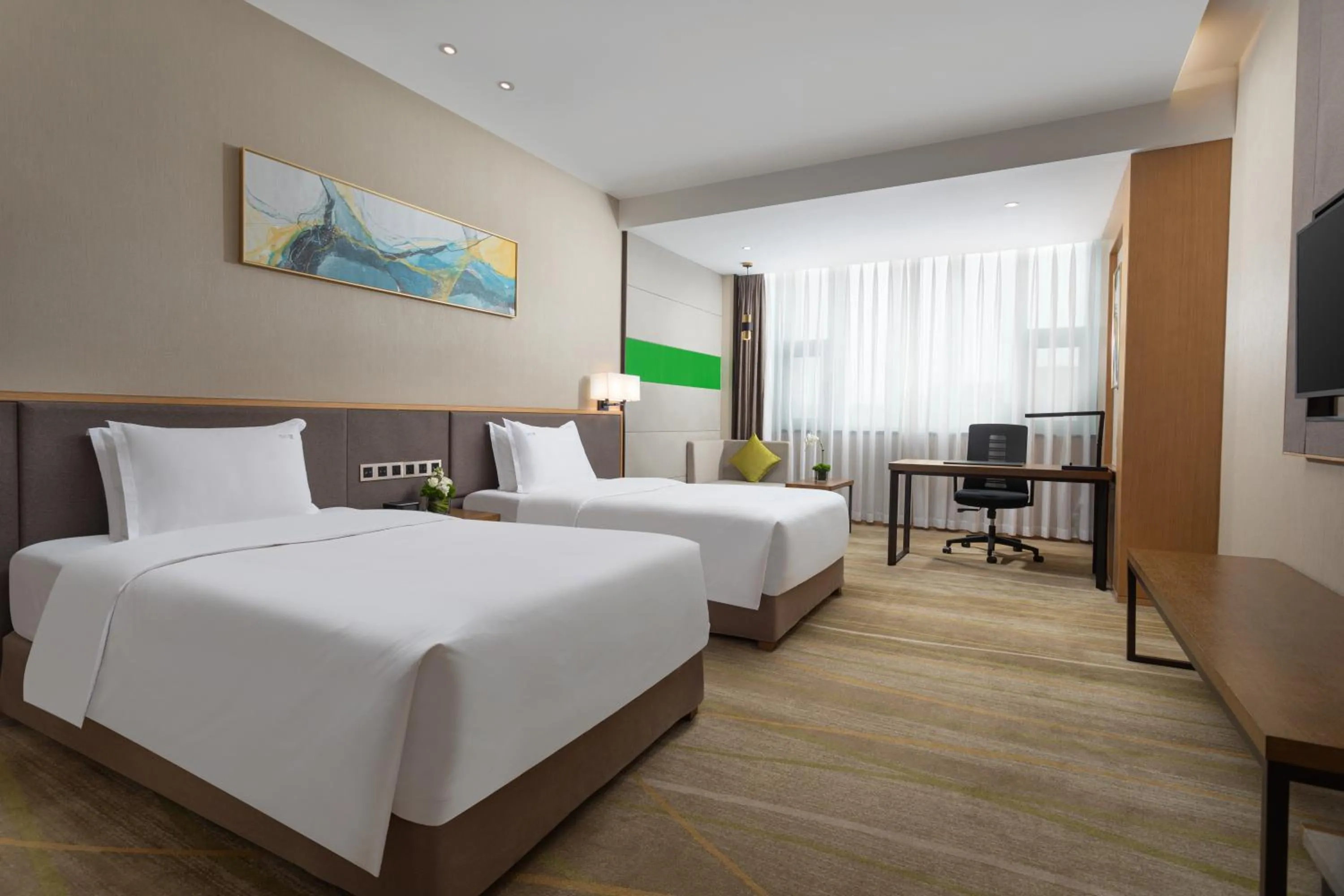 Bed in Holiday Inn Chengdu Airport by IHG