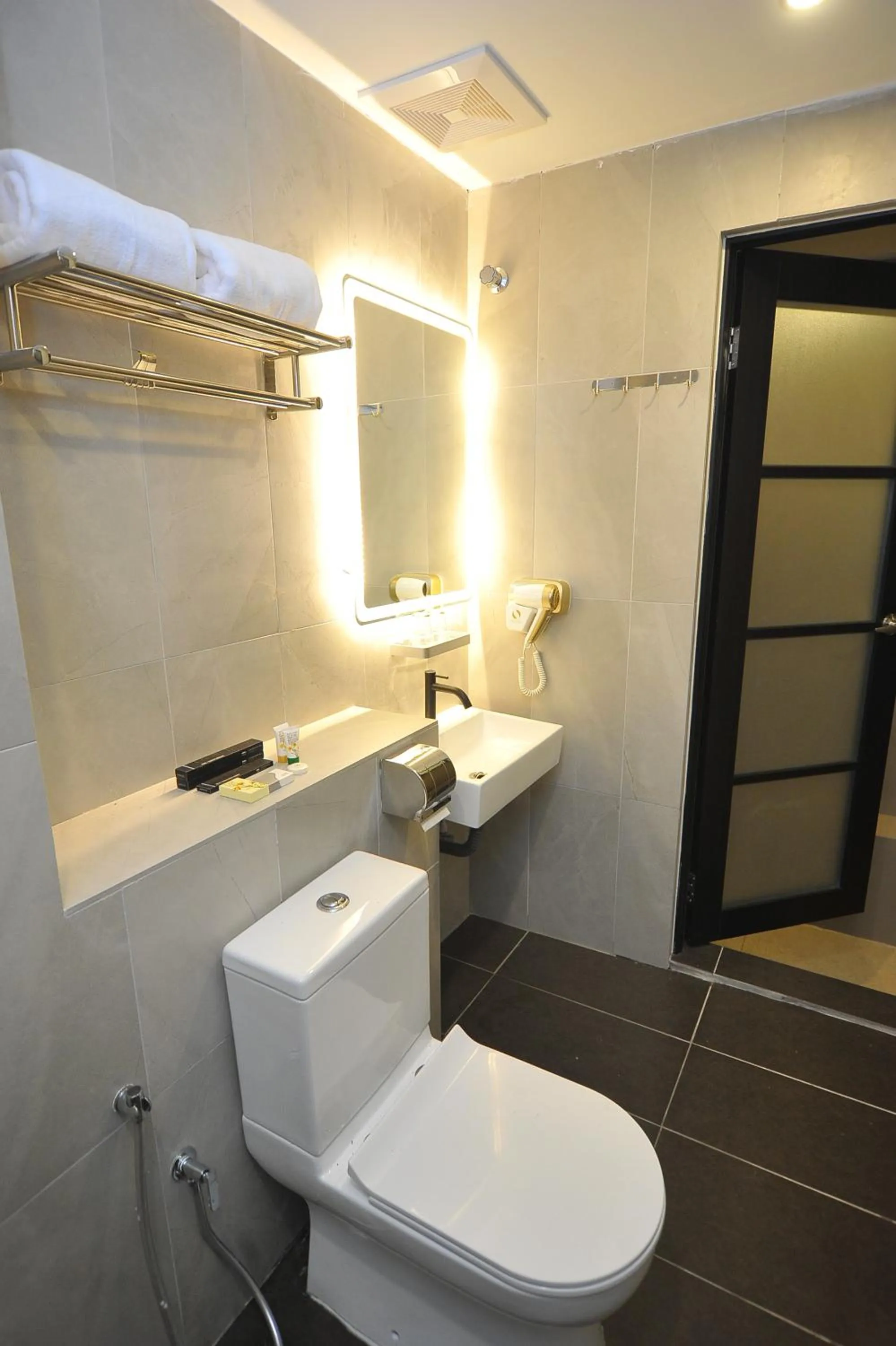 Bathroom in Skye Hotel Sunway