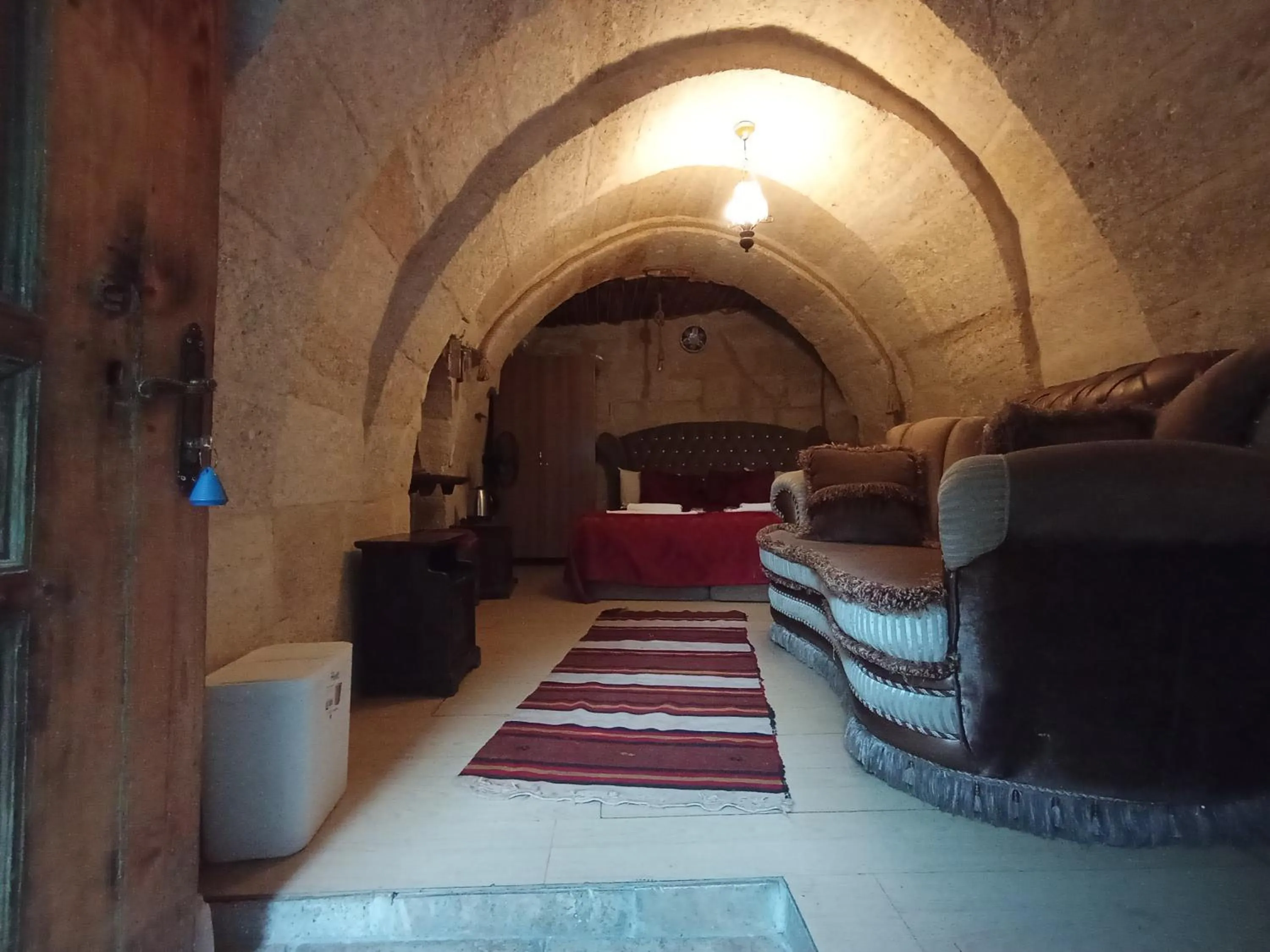 Photo of the whole room in Sandık cave suites