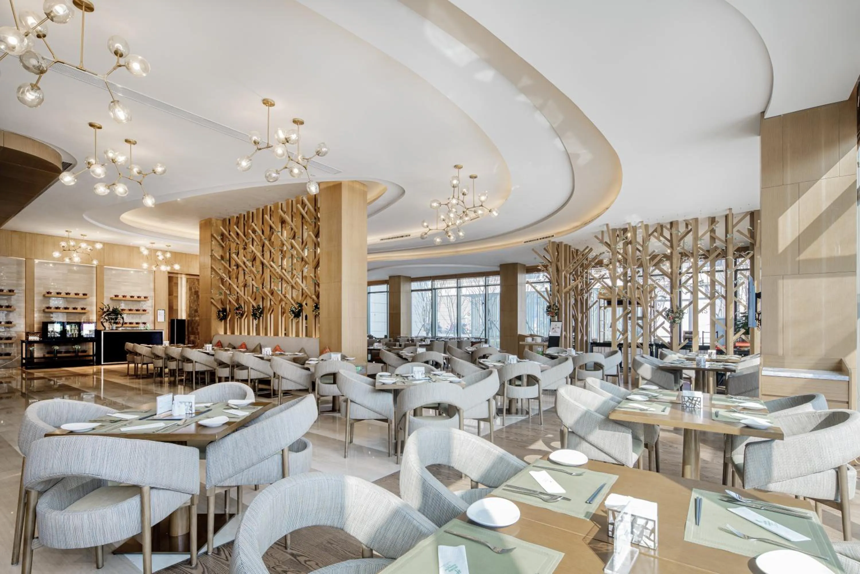 Restaurant/places to eat in Holiday Inn Changsha Dawangshan by IHG