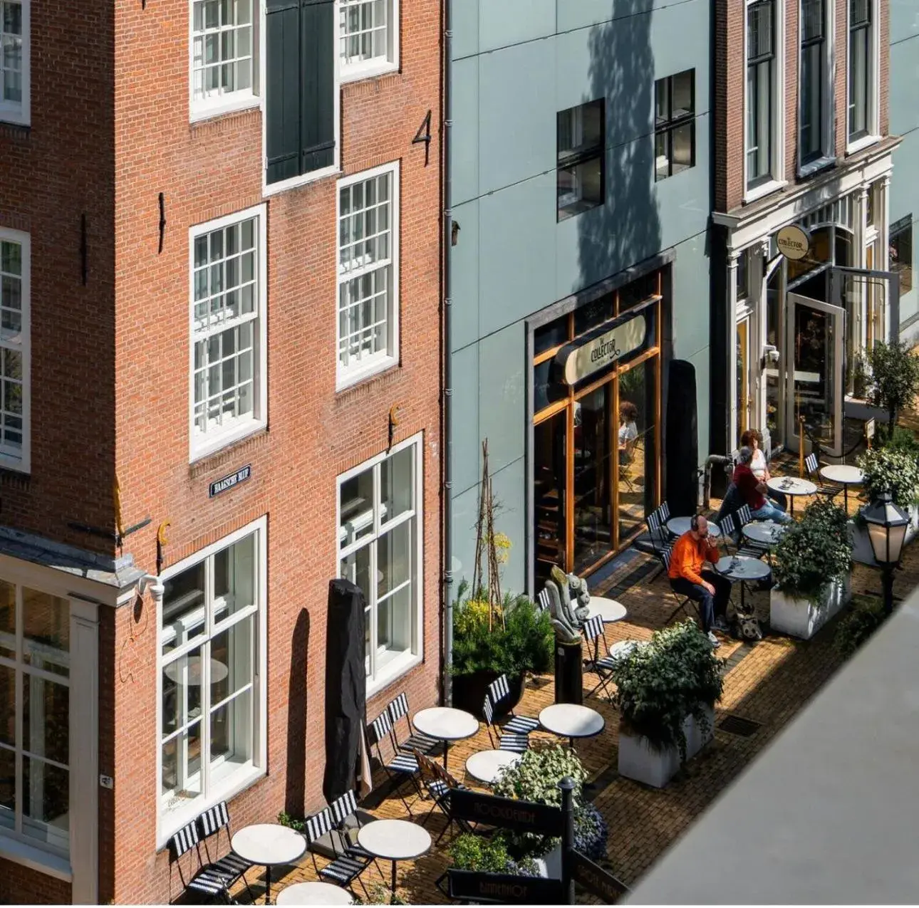 Property building in The Collector Property building in The Collector