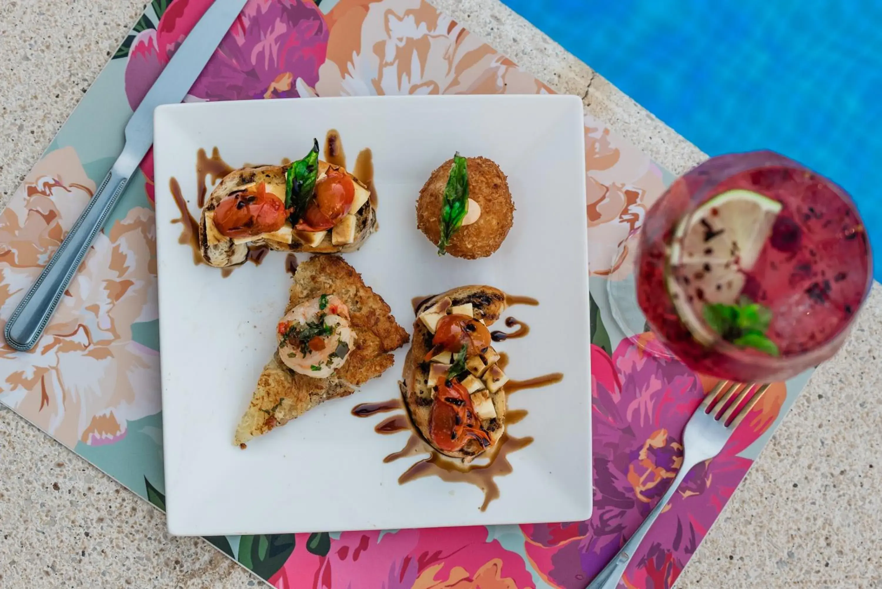 Restaurant/places to eat in Boutique Surf Hotel Rip Jack Inn Restaurant/places to eat in Boutique Surf Hotel Rip Jack Inn