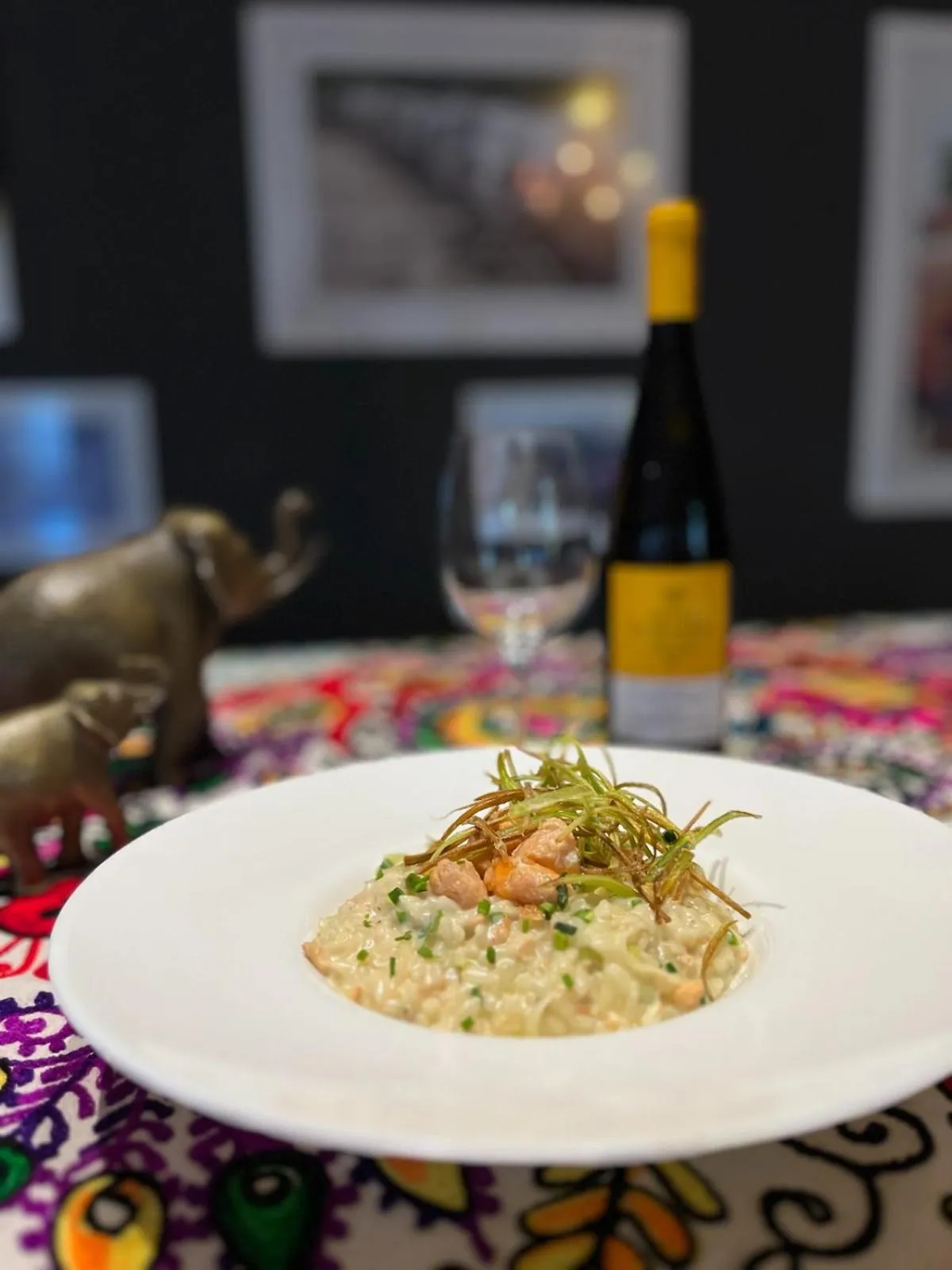 Restaurant/places to eat in Taj Hotel