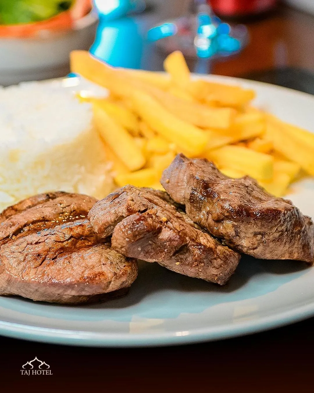 Restaurant/places to eat in Taj Hotel