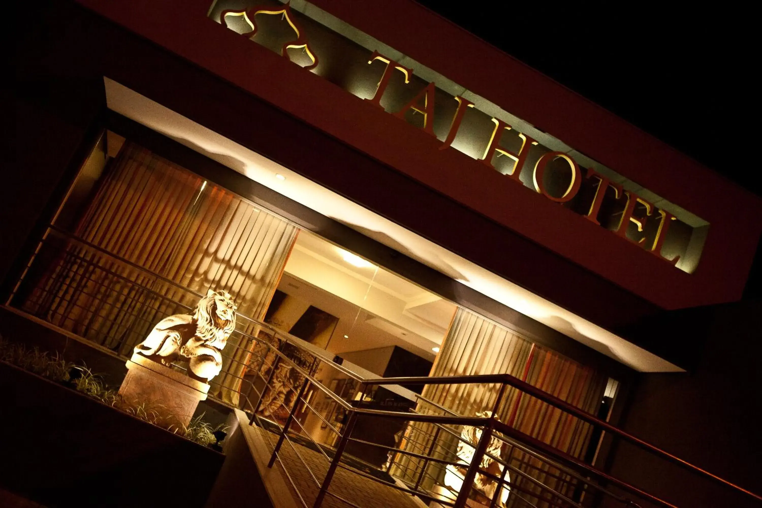 Facade/entrance in Taj Hotel Facade/entrance in Taj Hotel