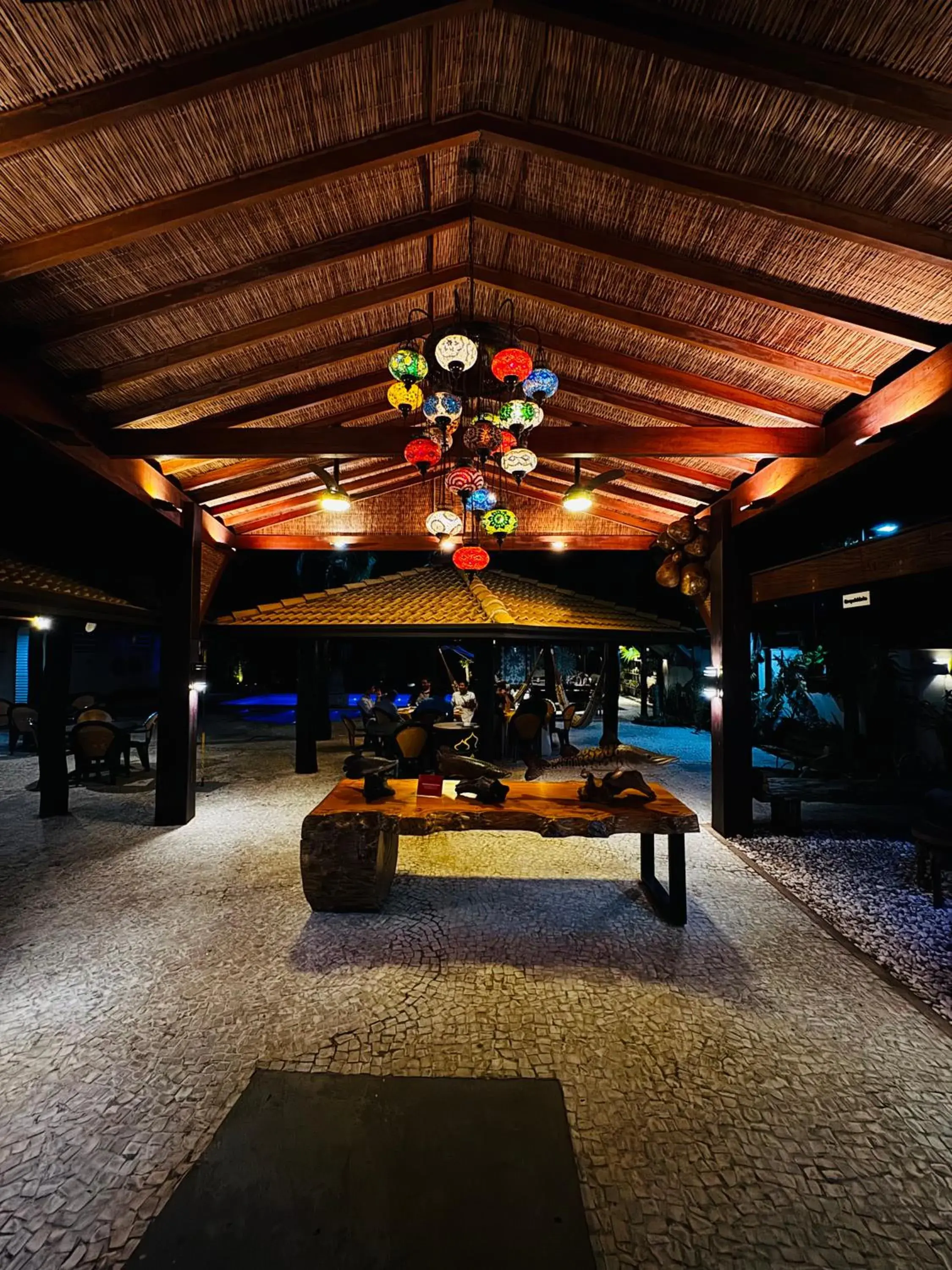 Restaurant/places to eat in Taj Hotel Restaurant/places to eat in Taj Hotel