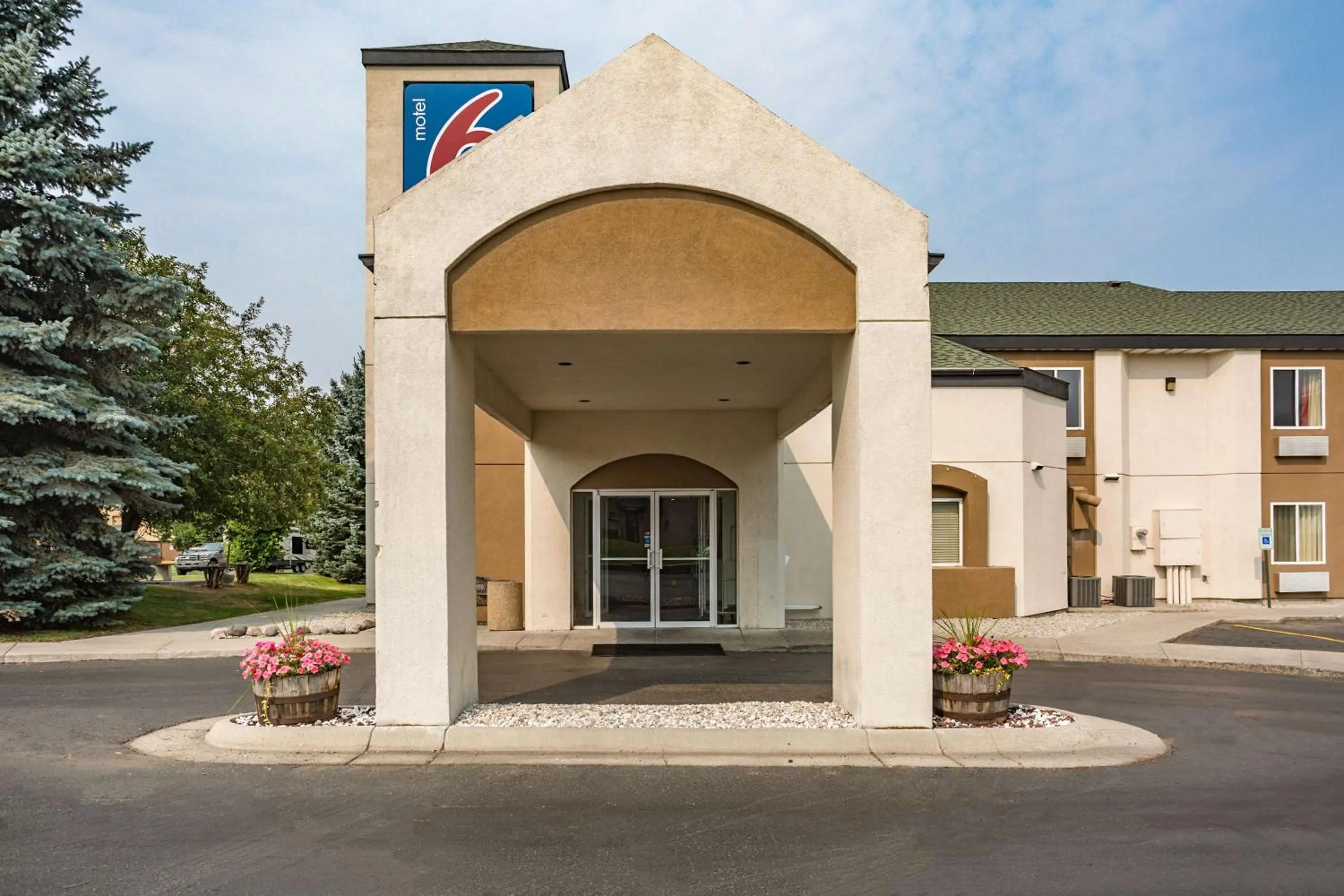 Property building in Motel 6-Bozeman, MT