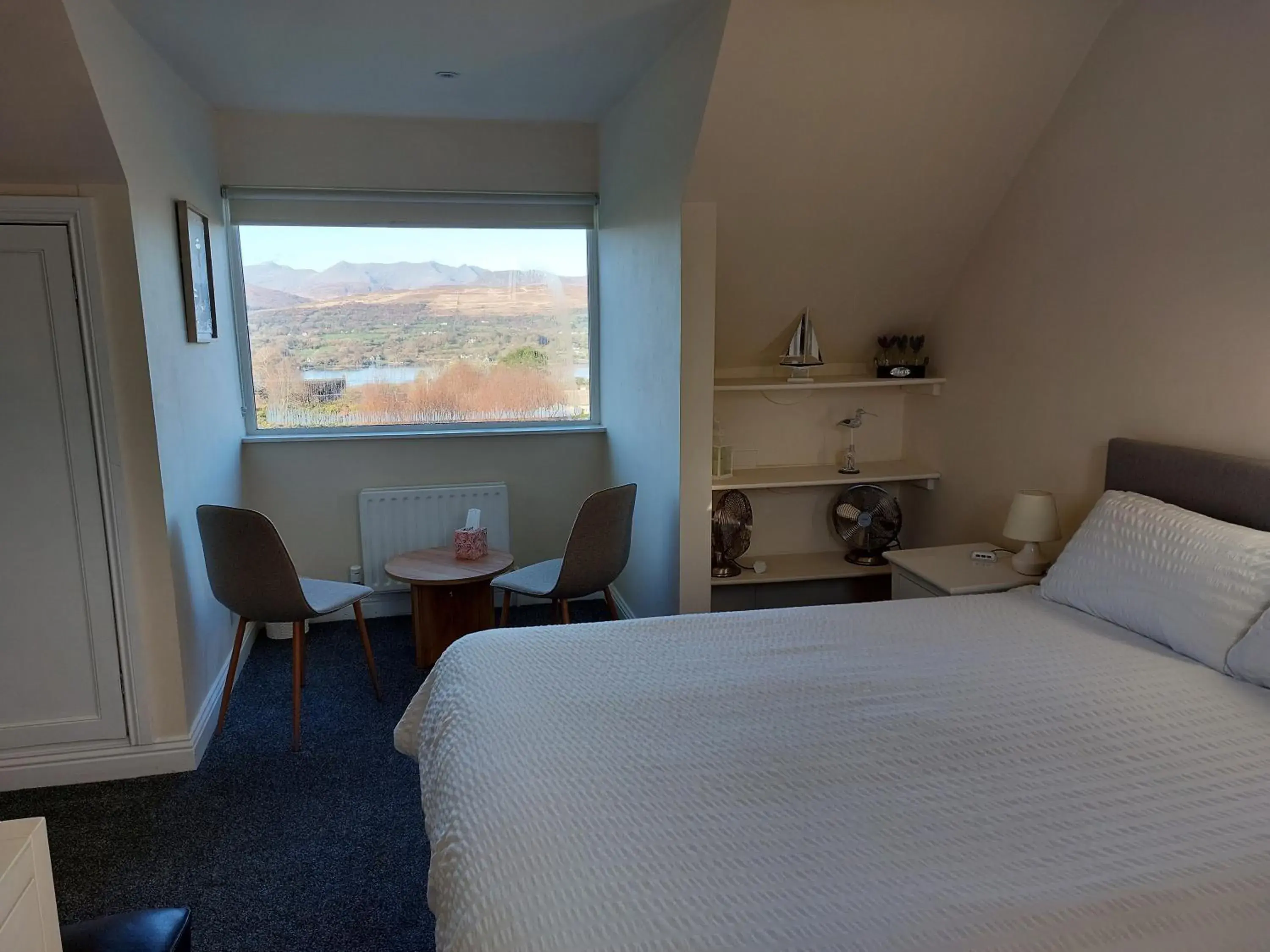 Family Room with Mountain View - single occupancy in Misty Bay - Kenmare Family Room with Mountain View - single occupancy in Misty Bay - Kenmare