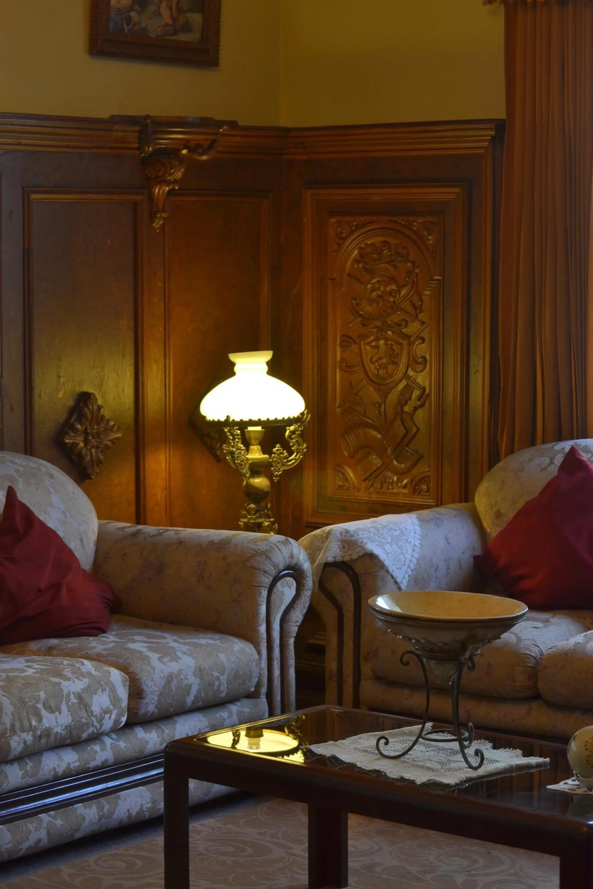 Communal lounge/ TV room in El Balcon Hostal Turistico