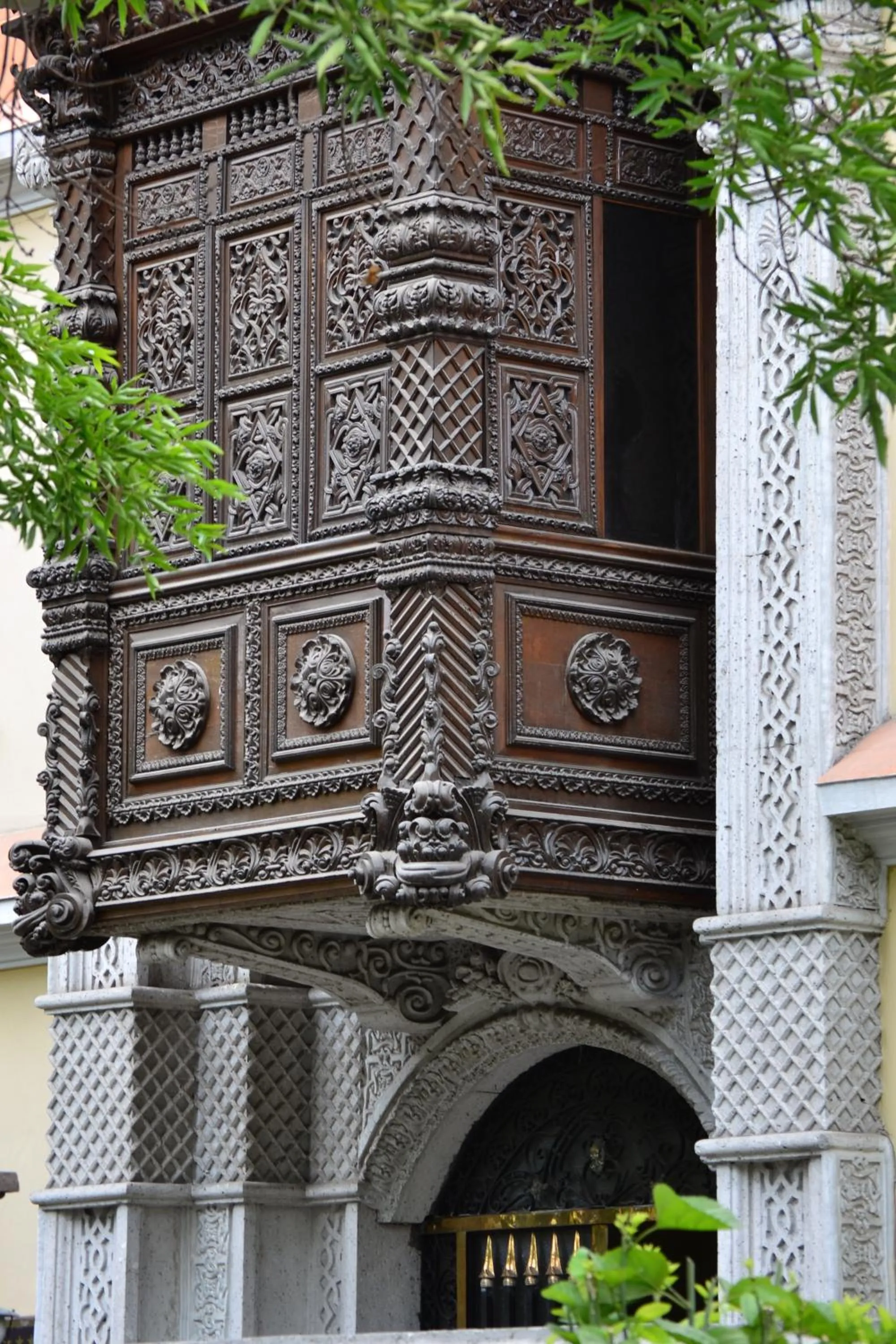 Facade/entrance in El Balcon Hostal Turistico