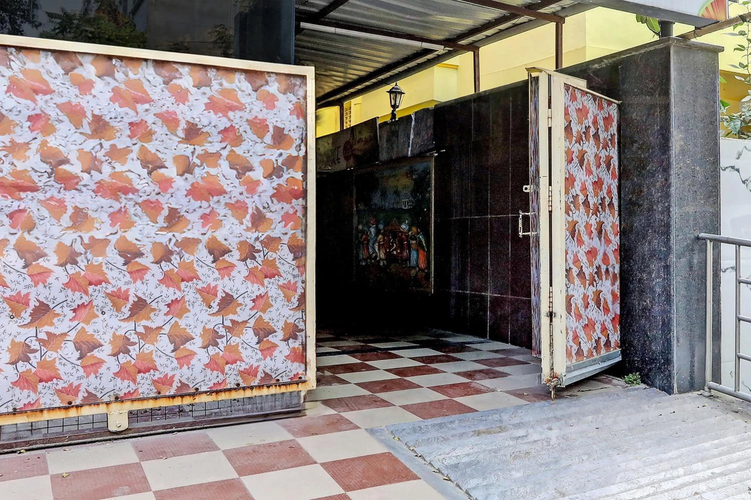 Facade/entrance in Hotel O Aarshi Palace