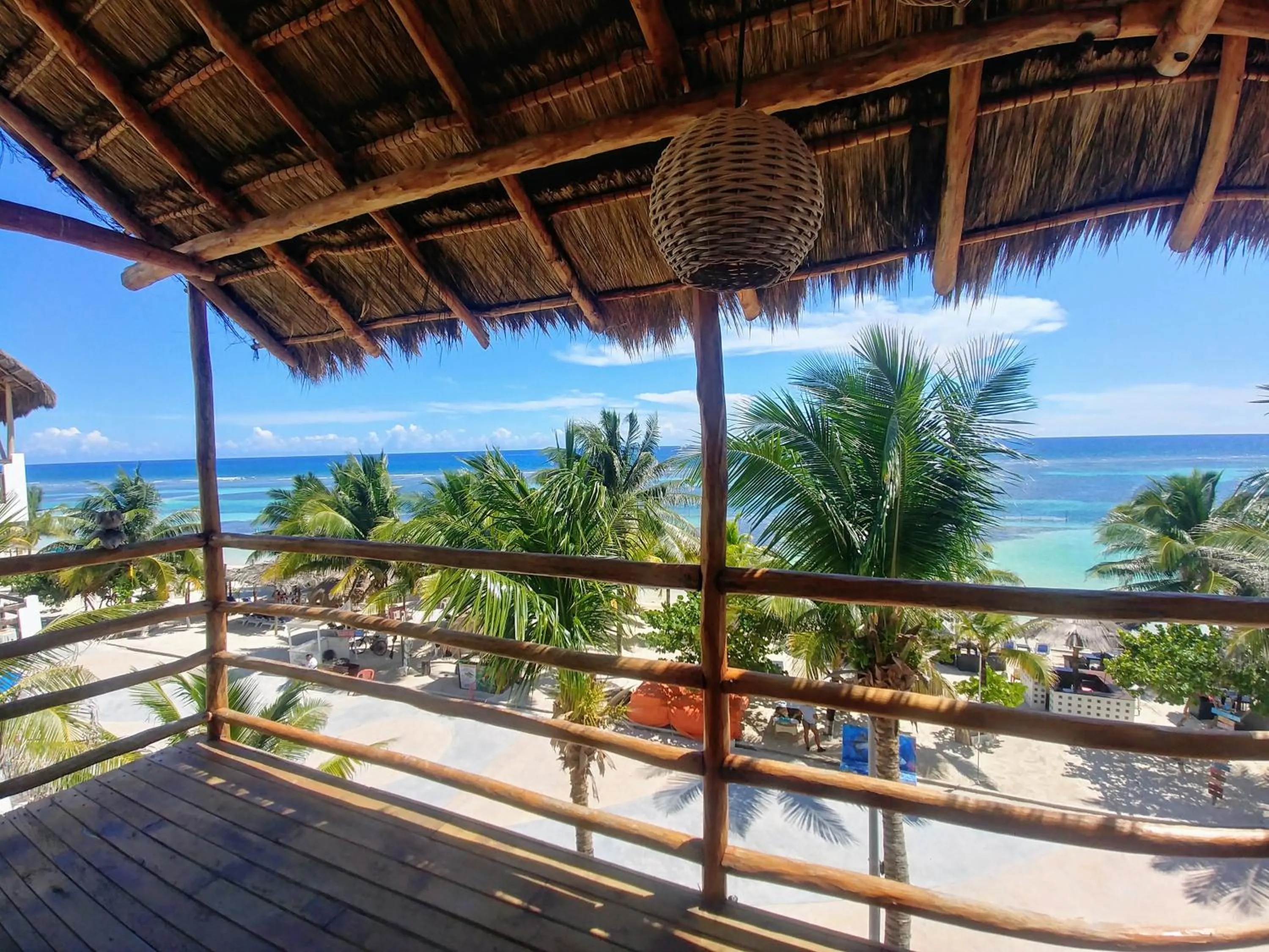 Sea view in El Fuerte Beach Apartments