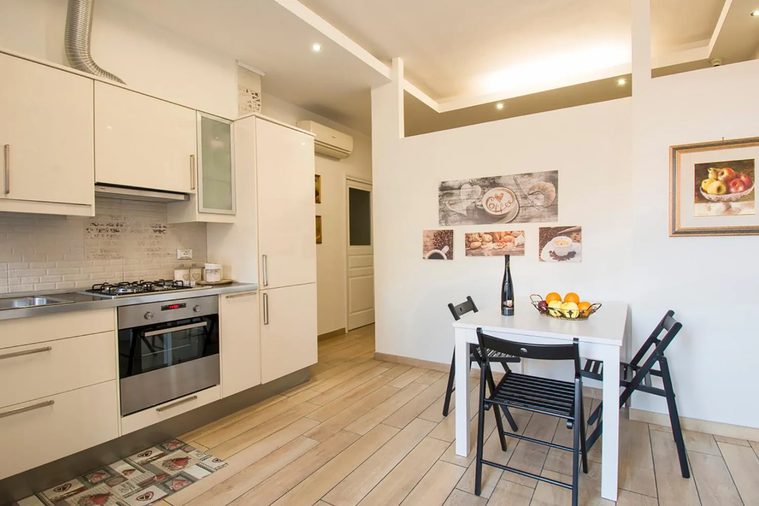 Communal kitchen in Il Mughetto