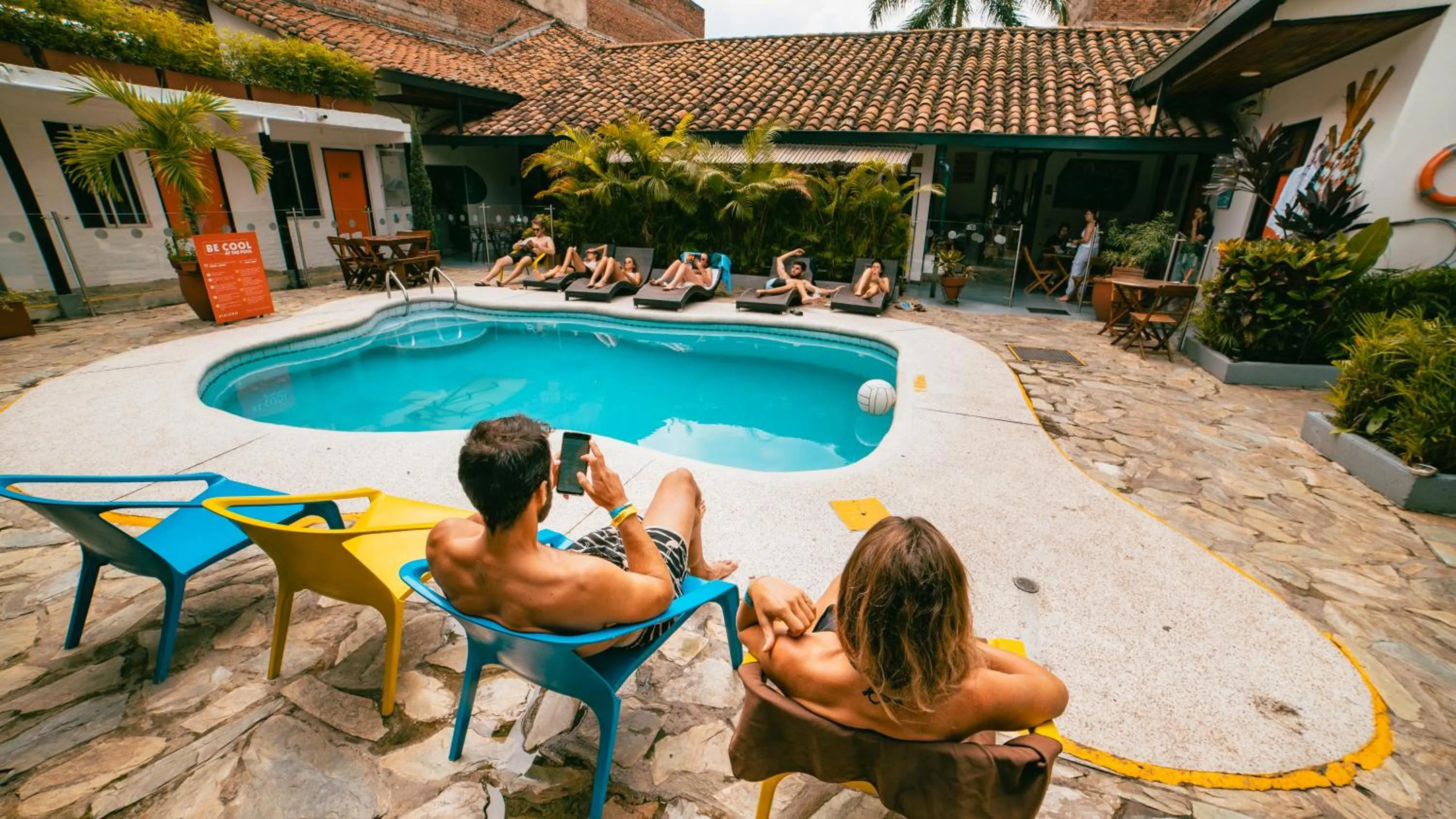 Swimming pool in Viajero Hostel Cali & Salsa School