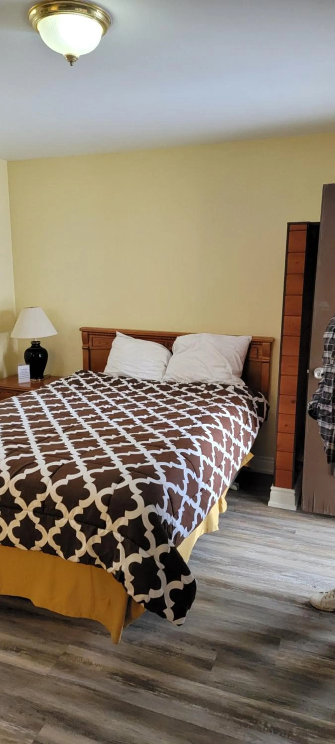 Bedroom, Bed in North Shore Wayside Inn