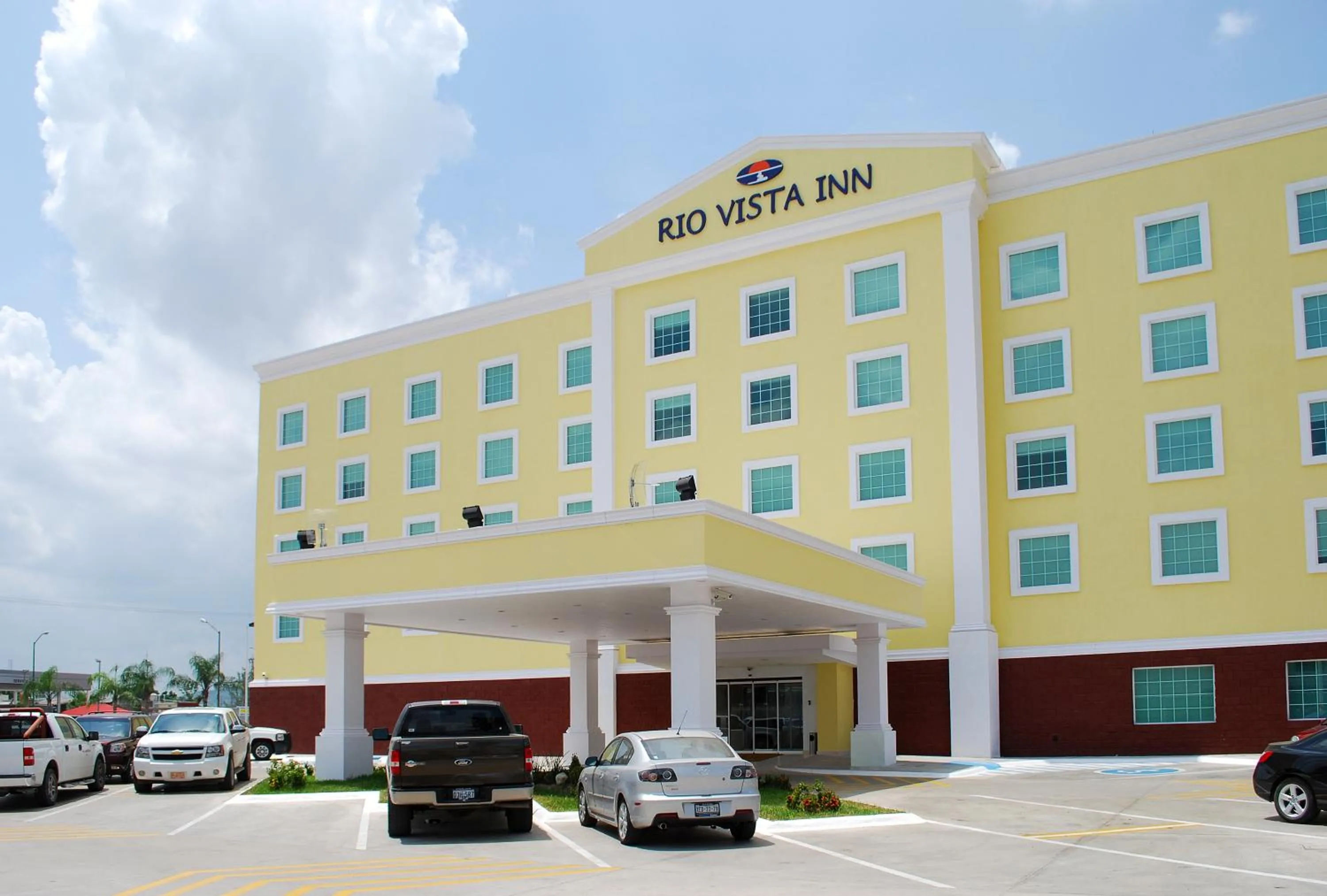 Facade/entrance in Rio Vista Inn Business High Class Hotel Poza Rica