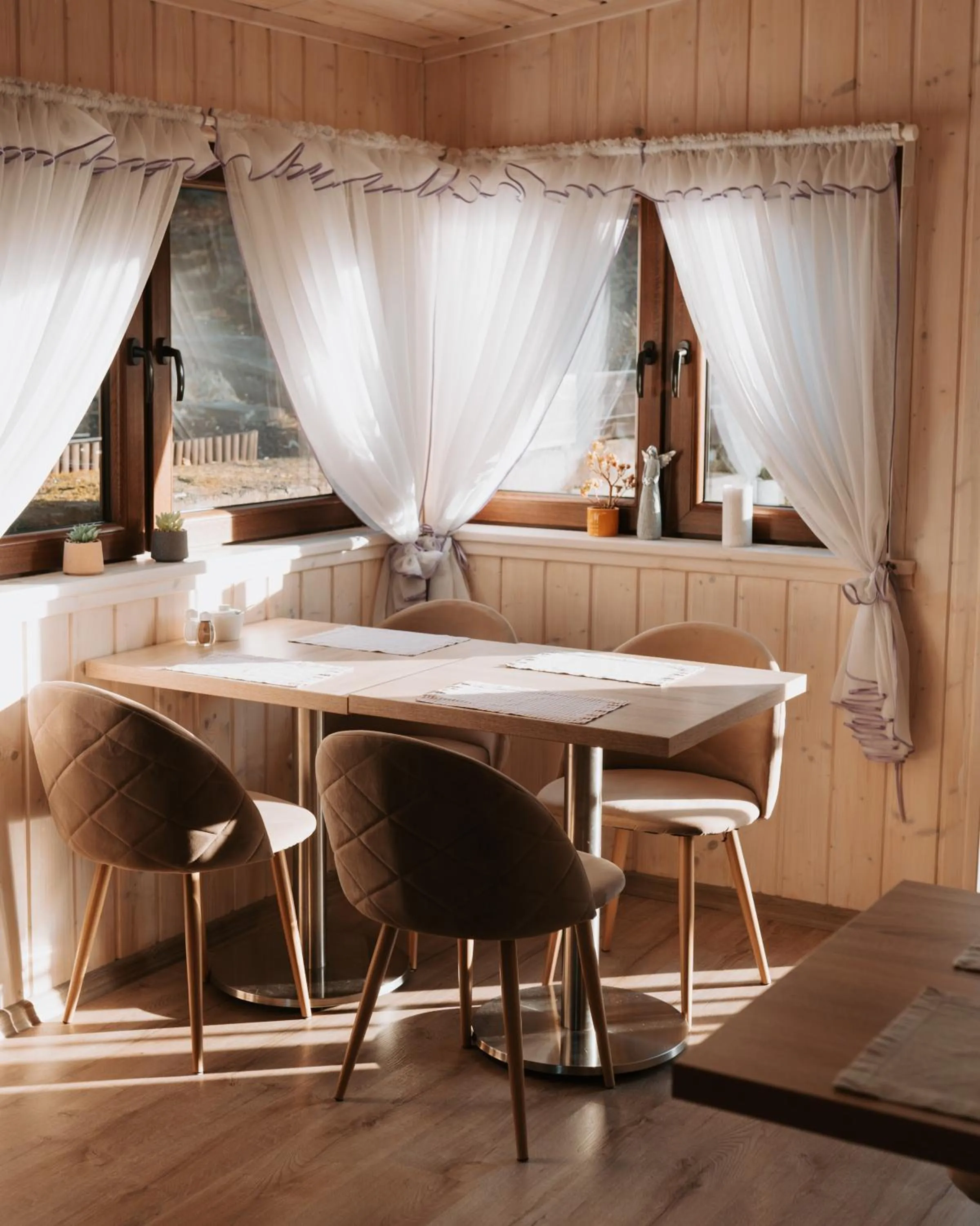 Dining area in Villa Paula