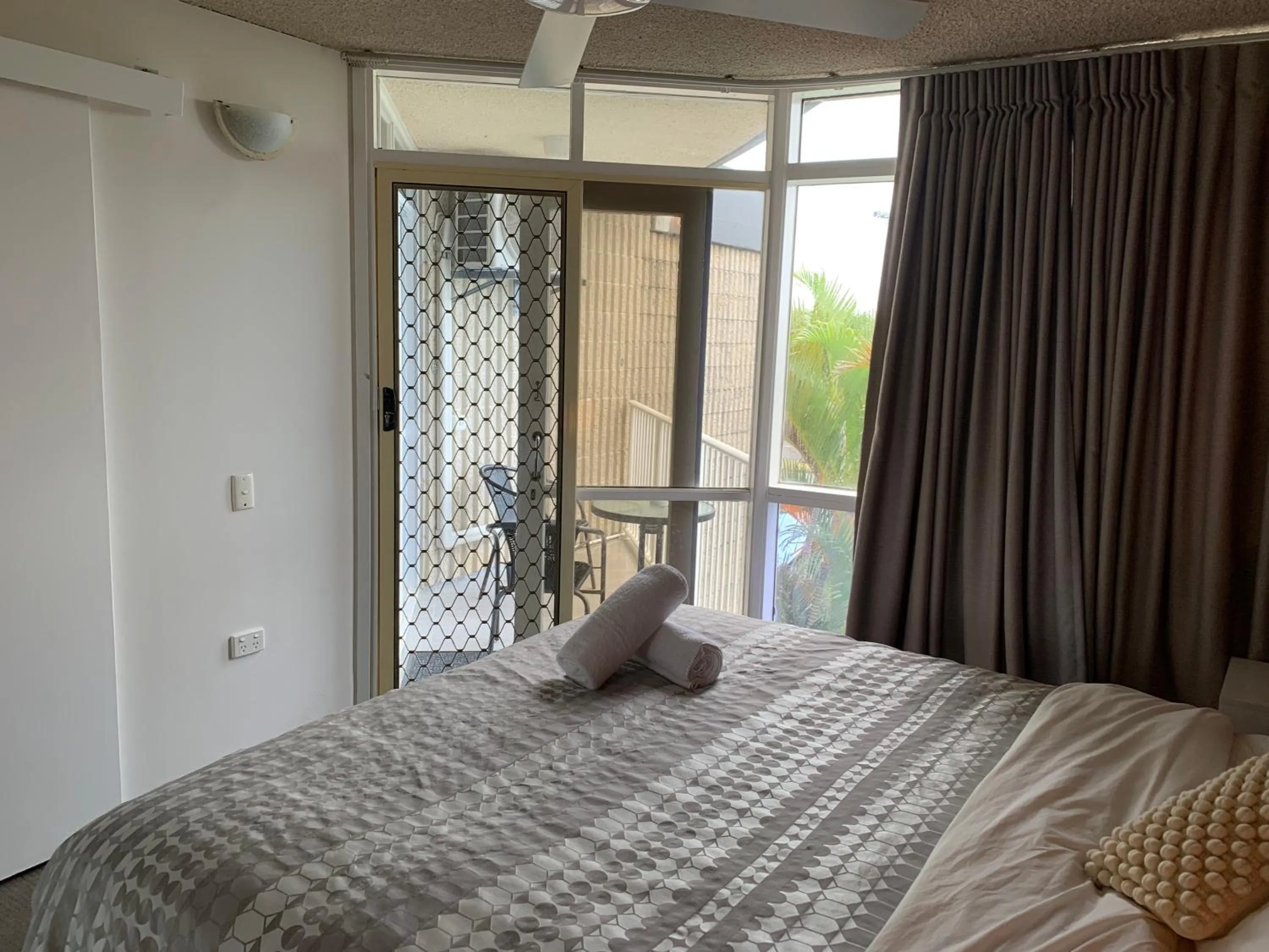 Bed in Northpoint Holiday Apartments