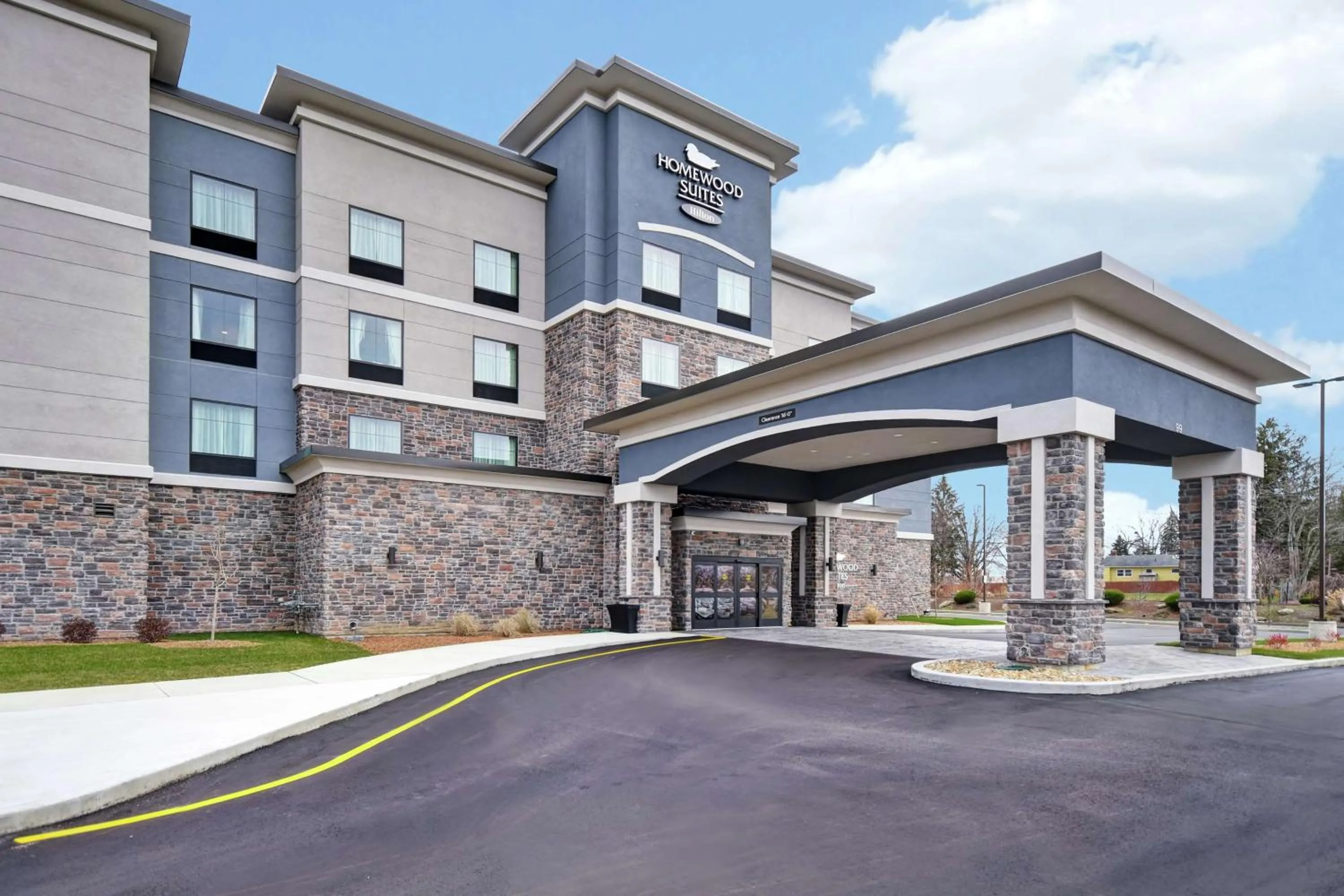 Property building in Homewood Suites By Hilton Orange New Haven