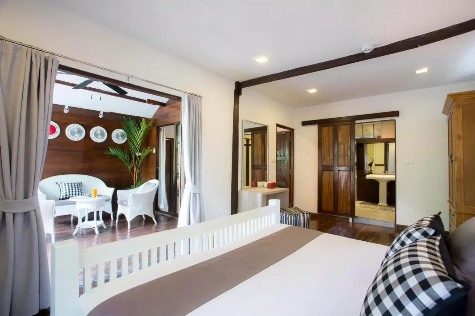 Balcony/Terrace, Bed in Tolani Northgate Villa Chiang Mai Balcony/Terrace, Bed in Tolani Northgate Villa Chiang Mai