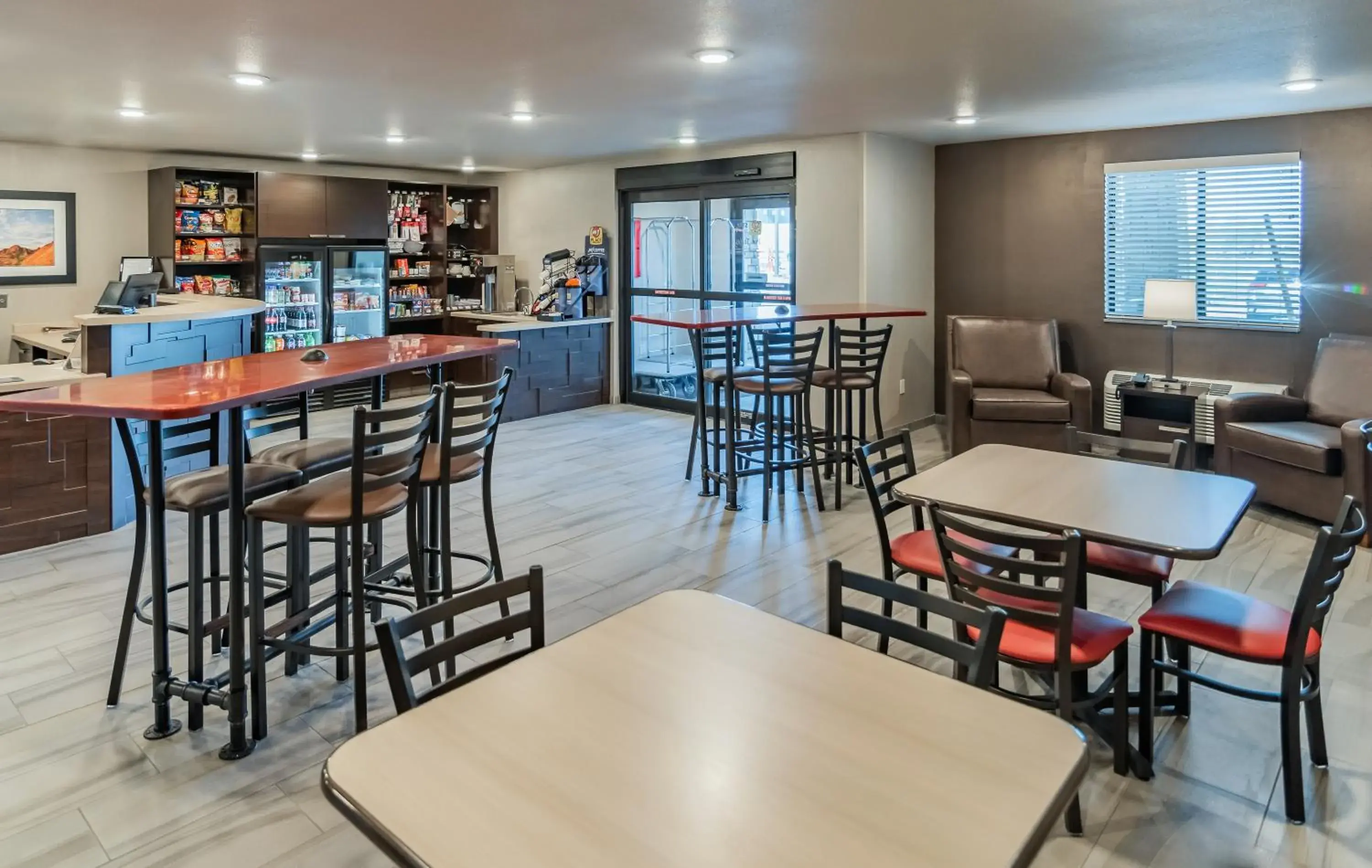 Lobby or reception in My Place Hotel-Indianapolis Airport/Plainfield, IN Lobby or reception in My Place Hotel-Indianapolis Airport/Plainfield, IN